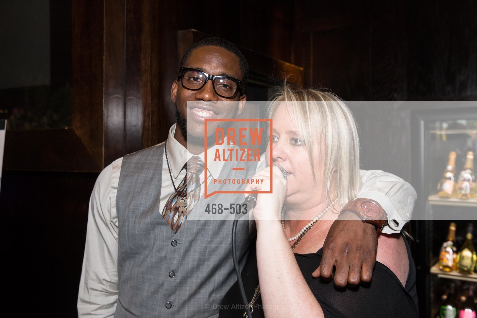 Josh Johnson, Lori Puccinelli Stern, NFL CELEBRITY Bartending Event, US. US, April 7th, 2014,Drew Altizer, Drew Altizer Photography, full-service agency, private events, San Francisco photographer, photographer california