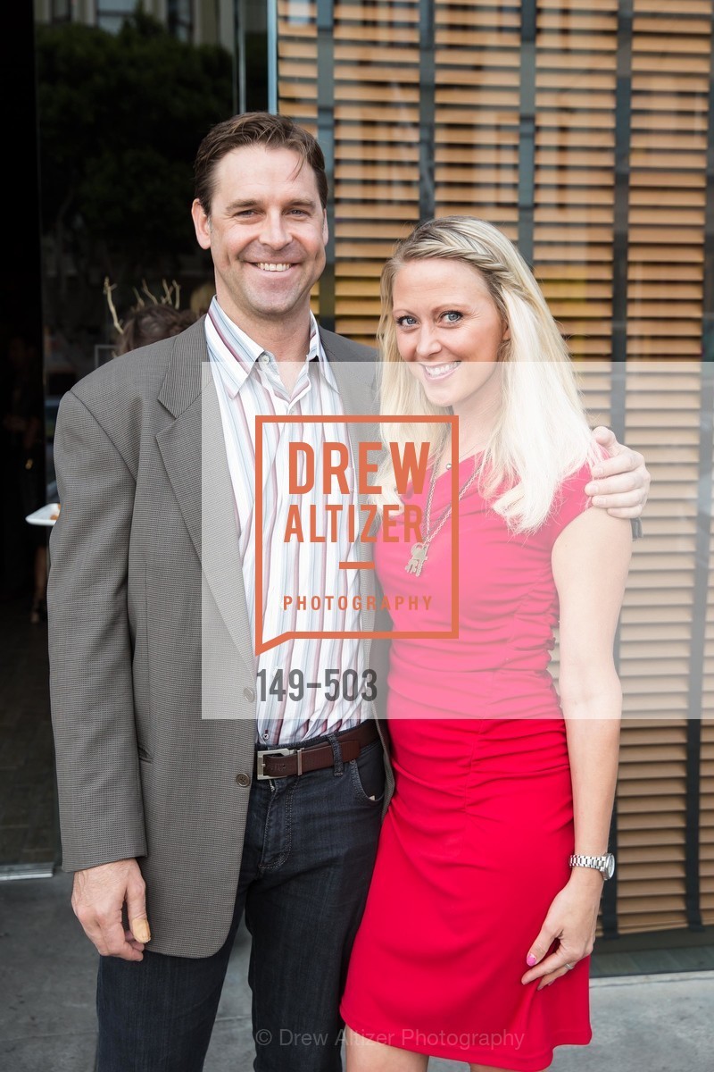 Chris Early, Chrissy Delisle, NFL CELEBRITY Bartending Event, US. US, . US, Photo #149-503 Chris Early, Chrissy Delisle, Photo #149-503