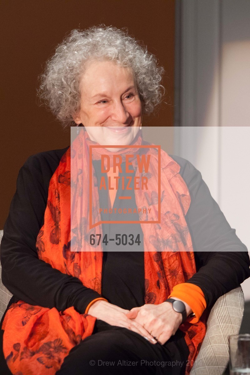 Margaret Atwood, Margaret Atwood in Conversation with Kelly Corrigan at MEDIUM, US, December 5th, 2014, Photo #674-5034 Margaret Atwood, Photo #674-5034