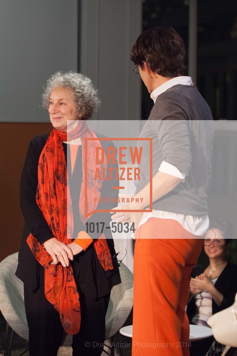 Margaret Atwood, Kelly Corrigan, Margaret Atwood in Conversation with Kelly Corrigan at MEDIUM, US, December 5th, 2014, Photo #1017-5034 Margaret Atwood, Kelly Corrigan, Photo #1017-5034