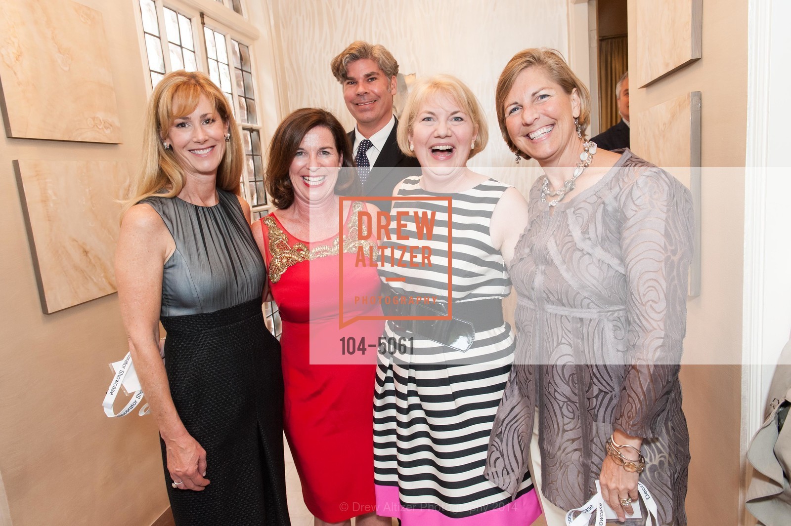 Chris Grassi, Jane Prior, Matthew MacCaul Turner, Tracey Thomas, Julia Russell Eells, SAN FRANCISCO DECORATOR SHOWCASE Sponsors Preview Gala, US, April 24th, 2014, Photo #104-5061 Chris Grassi, Jane Prior, Matthew MacCaul Turner, Tracey Thomas, Julia Russell Eells, Photo #104-5061