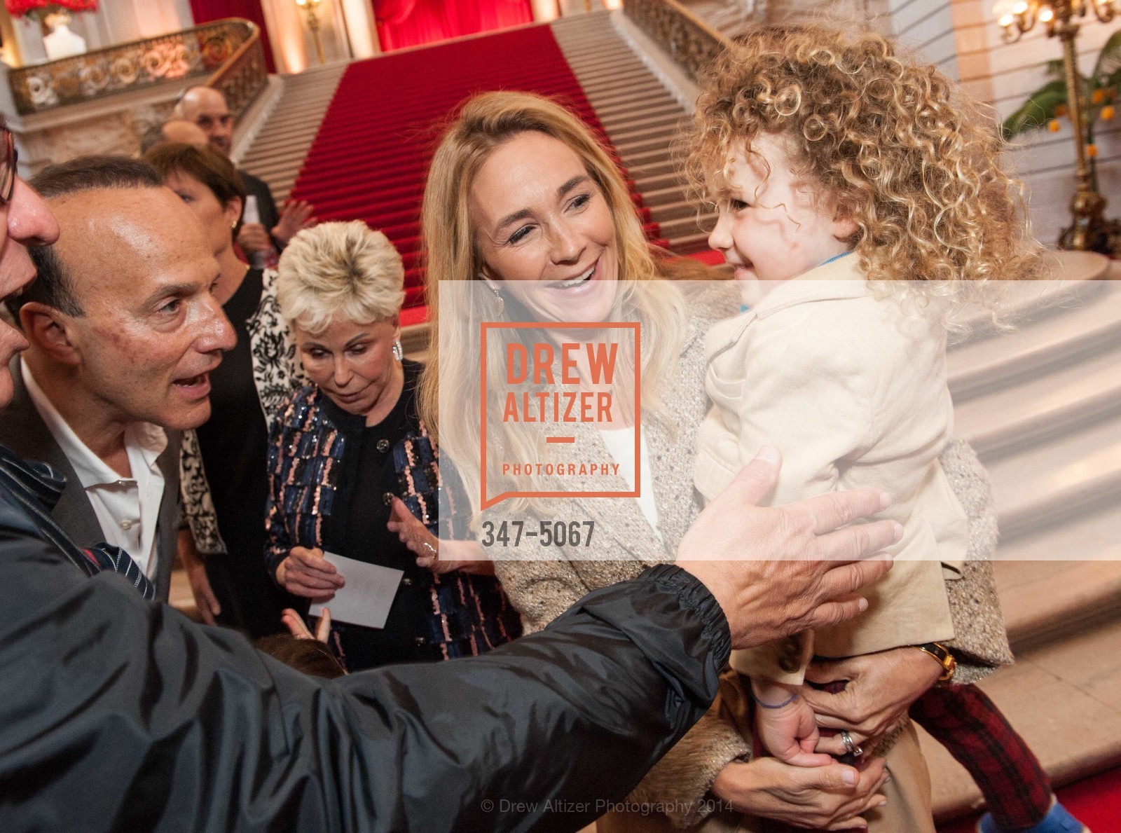 Claire Davis, Sloan Davis, San Francisco Salutes 40 Years Of Stephen Silver's BEACH BLANKET BABYLON, US, June 6th, 2014, Photo #347-5067 Claire Davis, Sloan Davis, Photo #347-5067