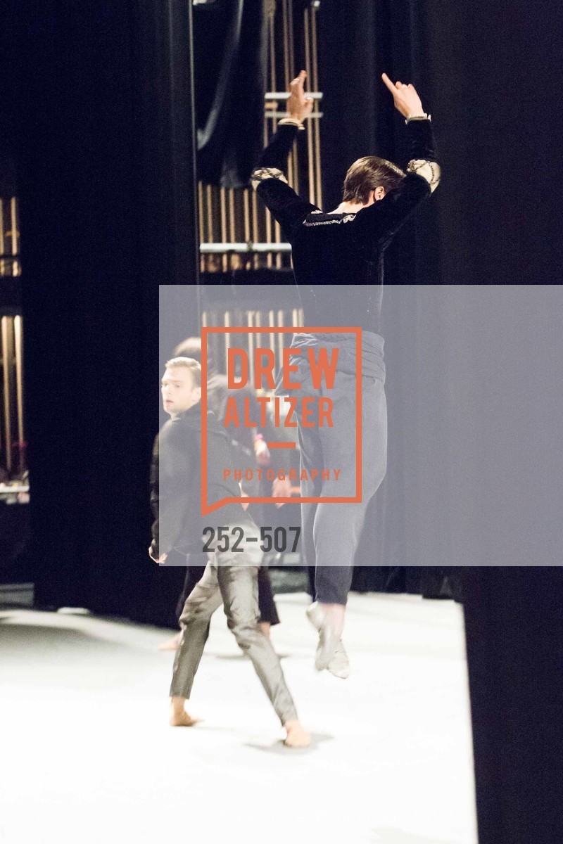 Backstage, Cancer Prevention Institute of California Presents DanceFAR, YBCA Theatre and Forum. 701 Mission Street, November 10th, 2015,Drew Altizer, Drew Altizer Photography, full-service event agency, private events, San Francisco photographer, photographer California