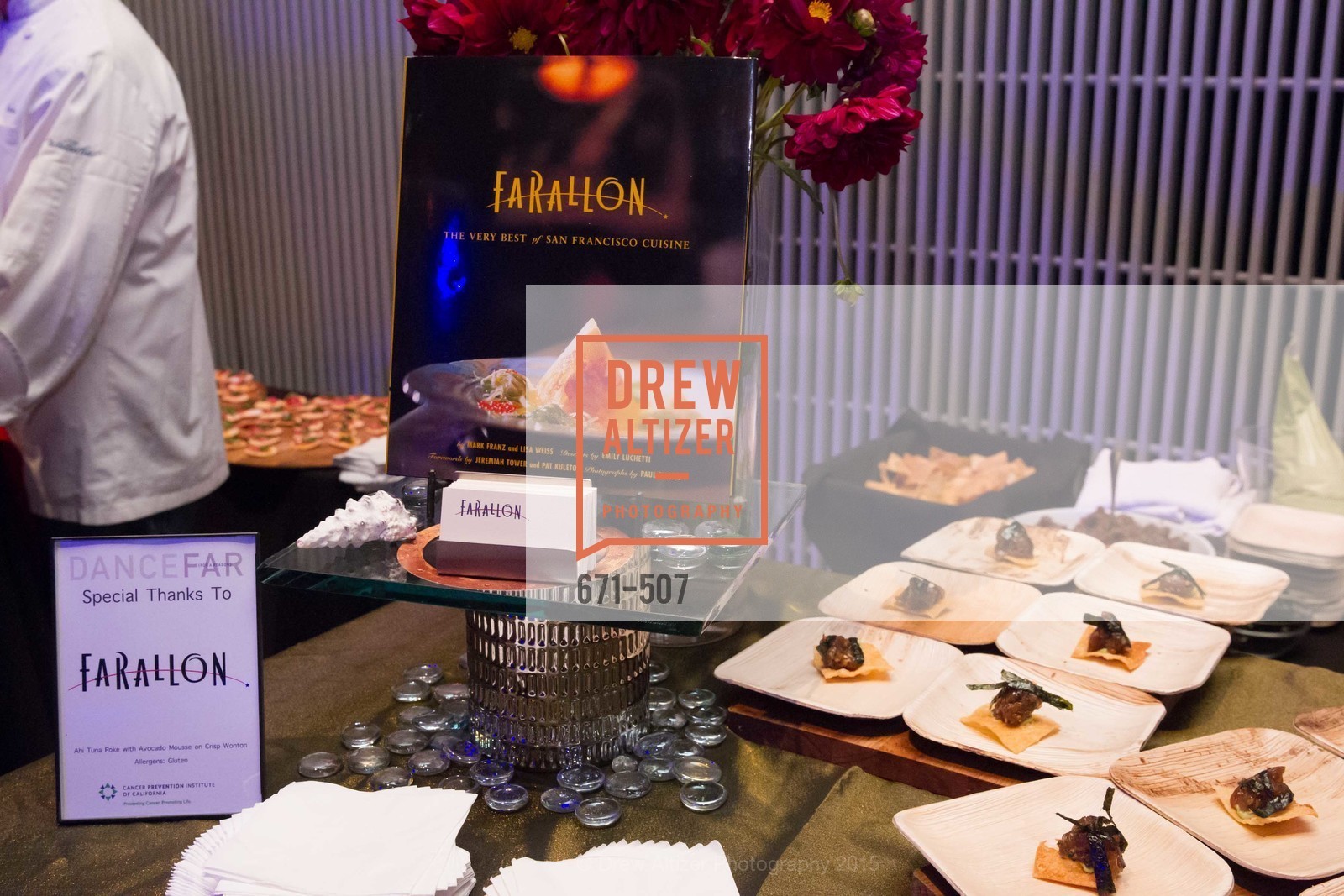 Atmosphere, Cancer Prevention Institute of California Presents DanceFAR, YBCA Theatre and Forum. 701 Mission Street, November 10th, 2015