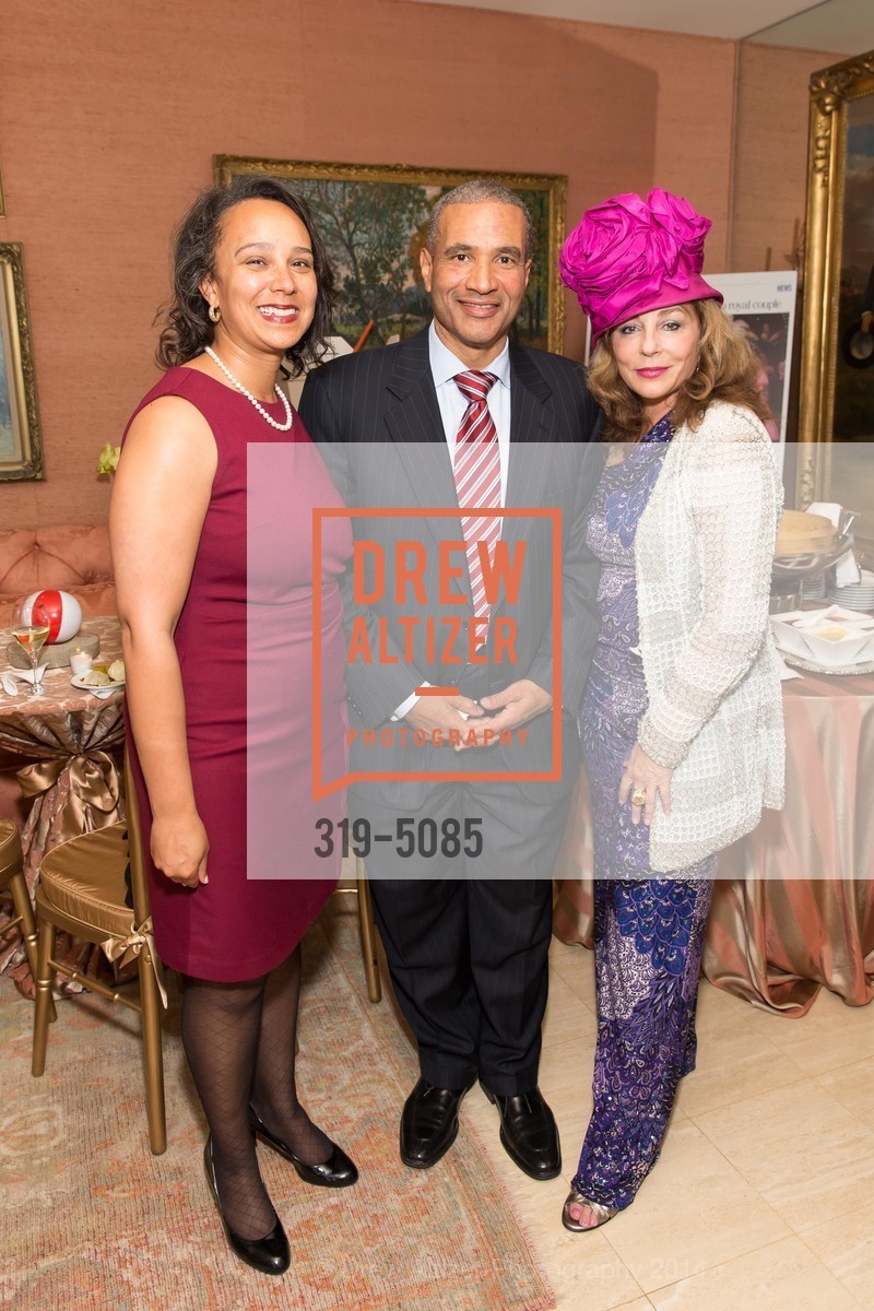 Naomi Kelly, Harlan Kelly, Donna Huggins, Photo #319-5085