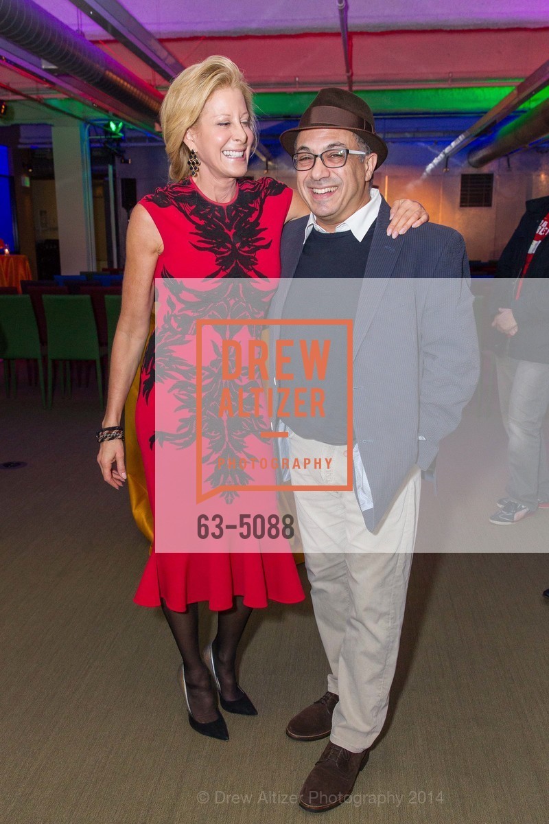 Jillian Manus, Ashley Kahn, CARLOS SANTANA Book Signing, US, December 6th, 2014, Photo #63-5088 Jillian Manus, Ashley Kahn, Photo #63-5088