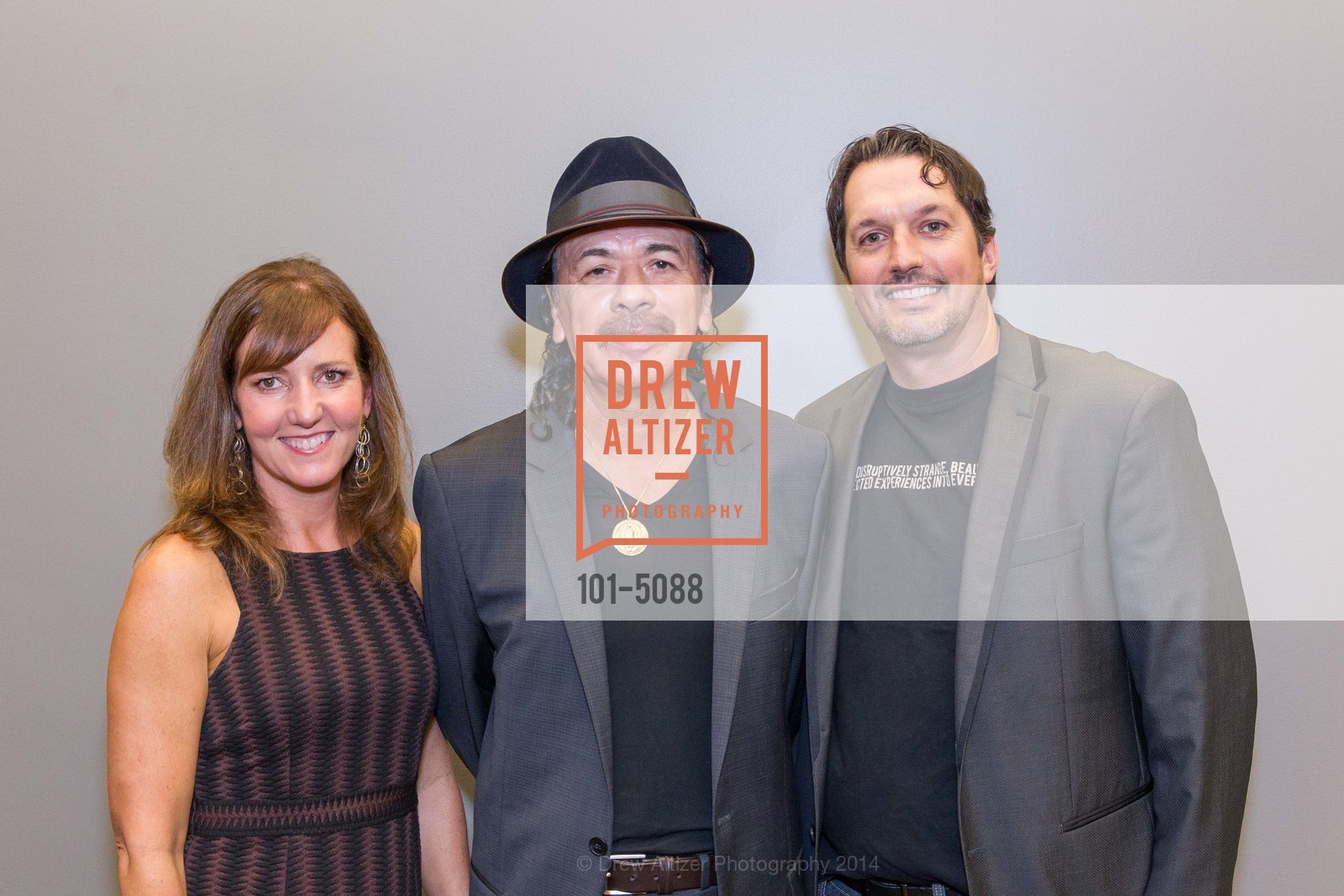 Luann Walsh, Carlos Santana, Mike Walsh, Photo #101-5088