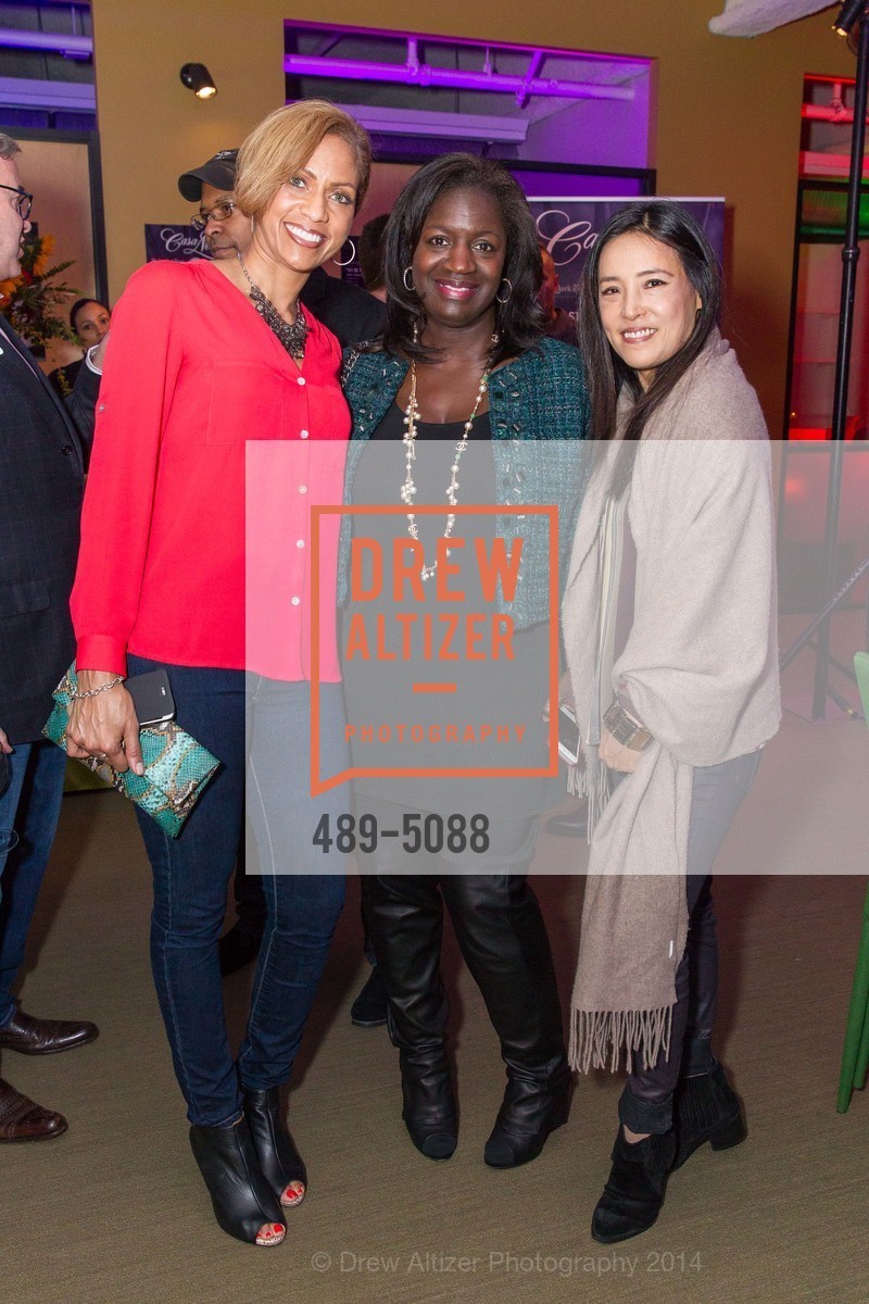 Joy Watt, Richelle Parham, Vivian Wang, CARLOS SANTANA Book Signing, US, December 6th, 2014, Photo #489-5088 Joy Watt, Richelle Parham, Vivian Wang, Photo #489-5088