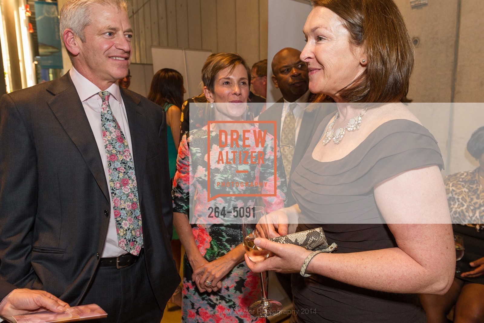 Bruce Callander, Gabe Kind, Liz Kind, Anne Parish, COMPASS FAMILY SERVICES Centenial Gala, US, May 13th, 2014, Photo #264-5091 Bruce Callander, Gabe Kind, Liz Kind, Anne Parish, Photo #264-5091