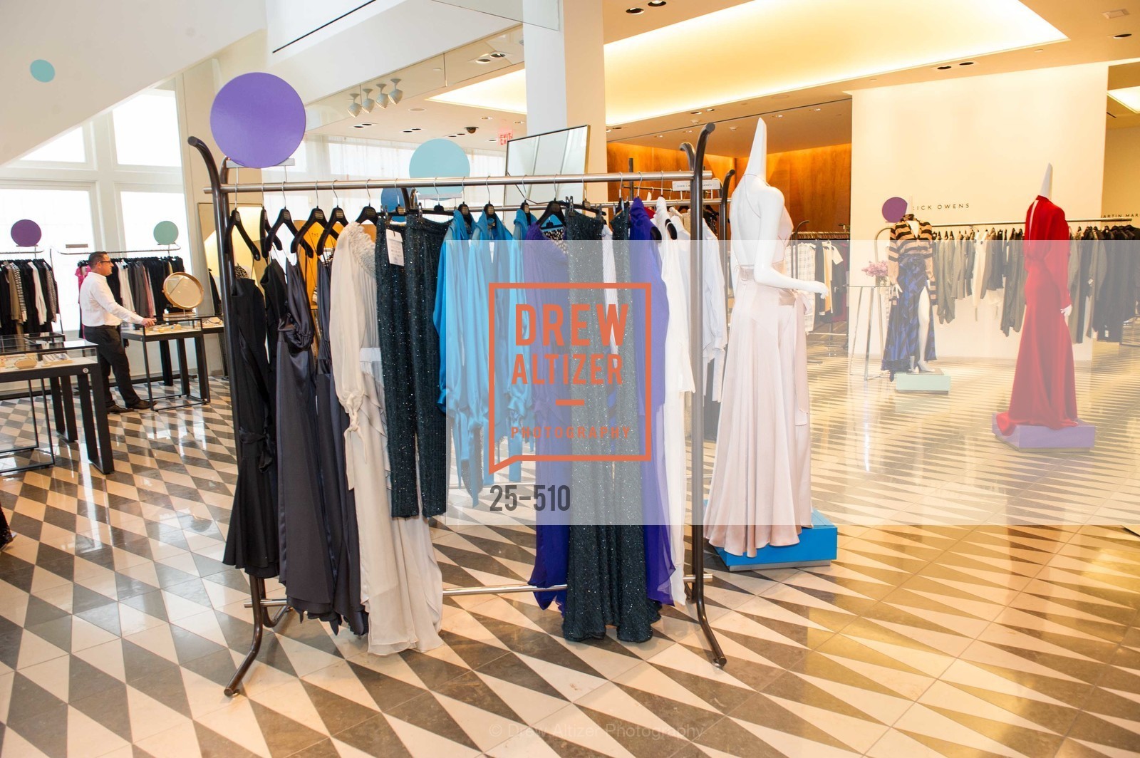 Atmosphere, BARNEY'S NEW YORK, Irene Neuwirth, JC Obando, Troy Surratt and THE TIPPING POINT COMMUNITY Chair Committe Host a Cocktail Party, US. US, April 9th, 2014,Drew Altizer, Drew Altizer Photography, full-service event agency, private events, San Francisco photographer, photographer California