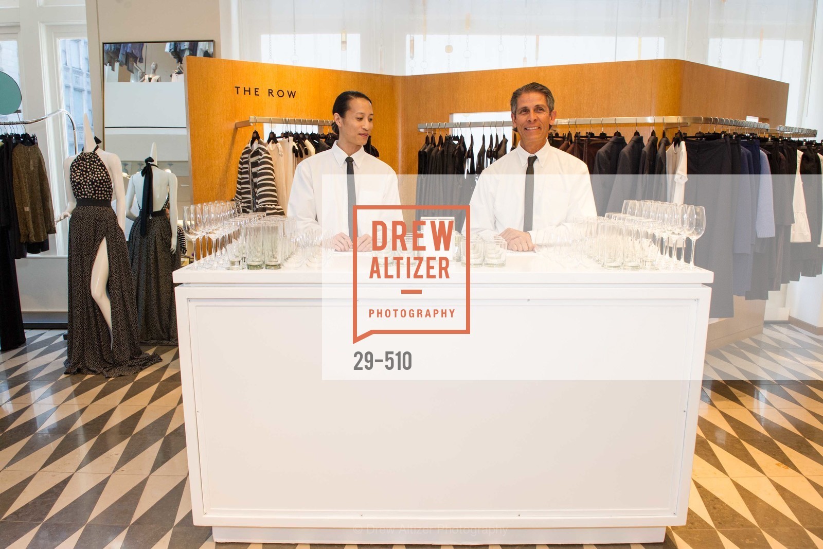 Atmosphere, BARNEY'S NEW YORK, Irene Neuwirth, JC Obando, Troy Surratt and THE TIPPING POINT COMMUNITY Chair Committe Host a Cocktail Party, US. US, April 9th, 2014,Drew Altizer, Drew Altizer Photography, full-service agency, private events, San Francisco photographer, photographer california