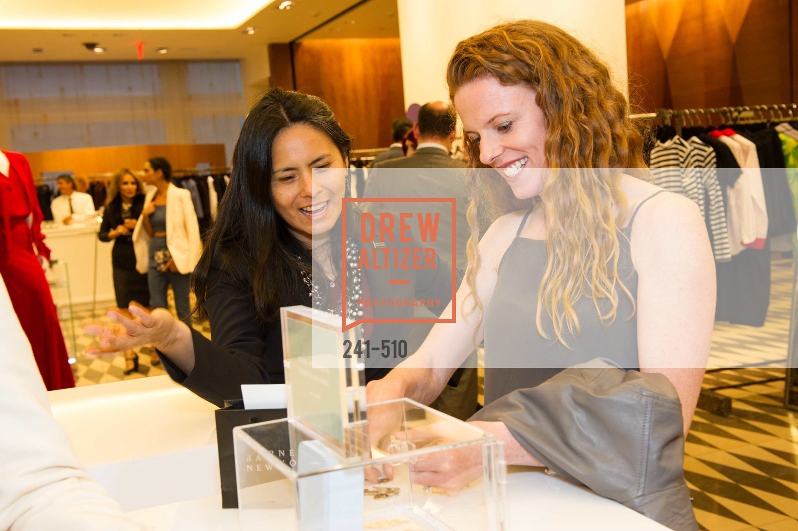 Sarah Dilullo, BARNEY'S NEW YORK, Irene Neuwirth, JC Obando, Troy Surratt and THE TIPPING POINT COMMUNITY Chair Committe Host a Cocktail Party, US. US, April 9th, 2014,Drew Altizer, Drew Altizer Photography, full-service agency, private events, San Francisco photographer, photographer california
