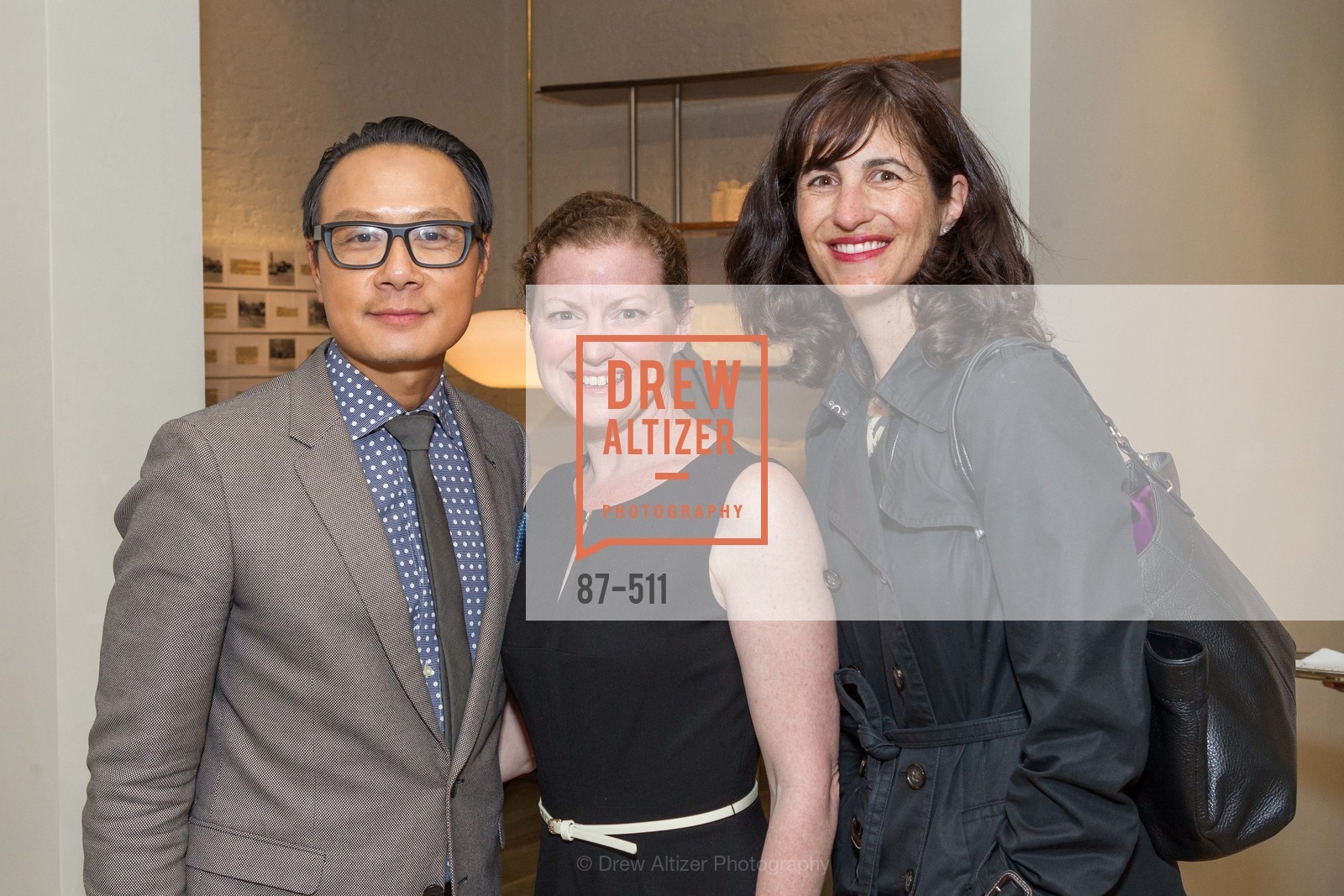 Francis Mill, Jennifer Slavin, Jessica Phillips, CHRISTIE'S Preview to Benefit CalArts School of Art, US. Hedge Gallery 501 Pacific Avenue, Photo #87-511 Francis Mill, Jennifer Slavin, Jessica Phillips, Photo #87-511