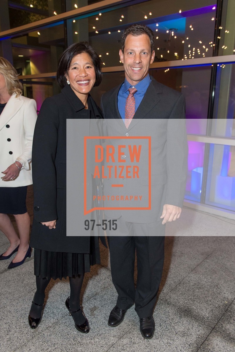 Nicole Thom, Ken Thom, Human Rights Watch Voices for Justice, Palo Alto JCC. Palo Alto JCC, November 10th, 2015, Photo #97-515 Nicole Thom, Ken Thom, Photo #97-515