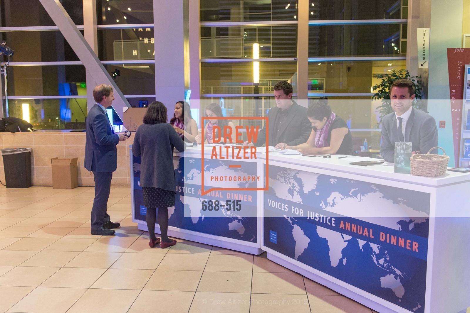 Atmosphere, Human Rights Watch Voices for Justice, Palo Alto JCC, November 10th, 2015,Drew Altizer, Drew Altizer Photography, full-service agency, private events, San Francisco photographer, photographer california