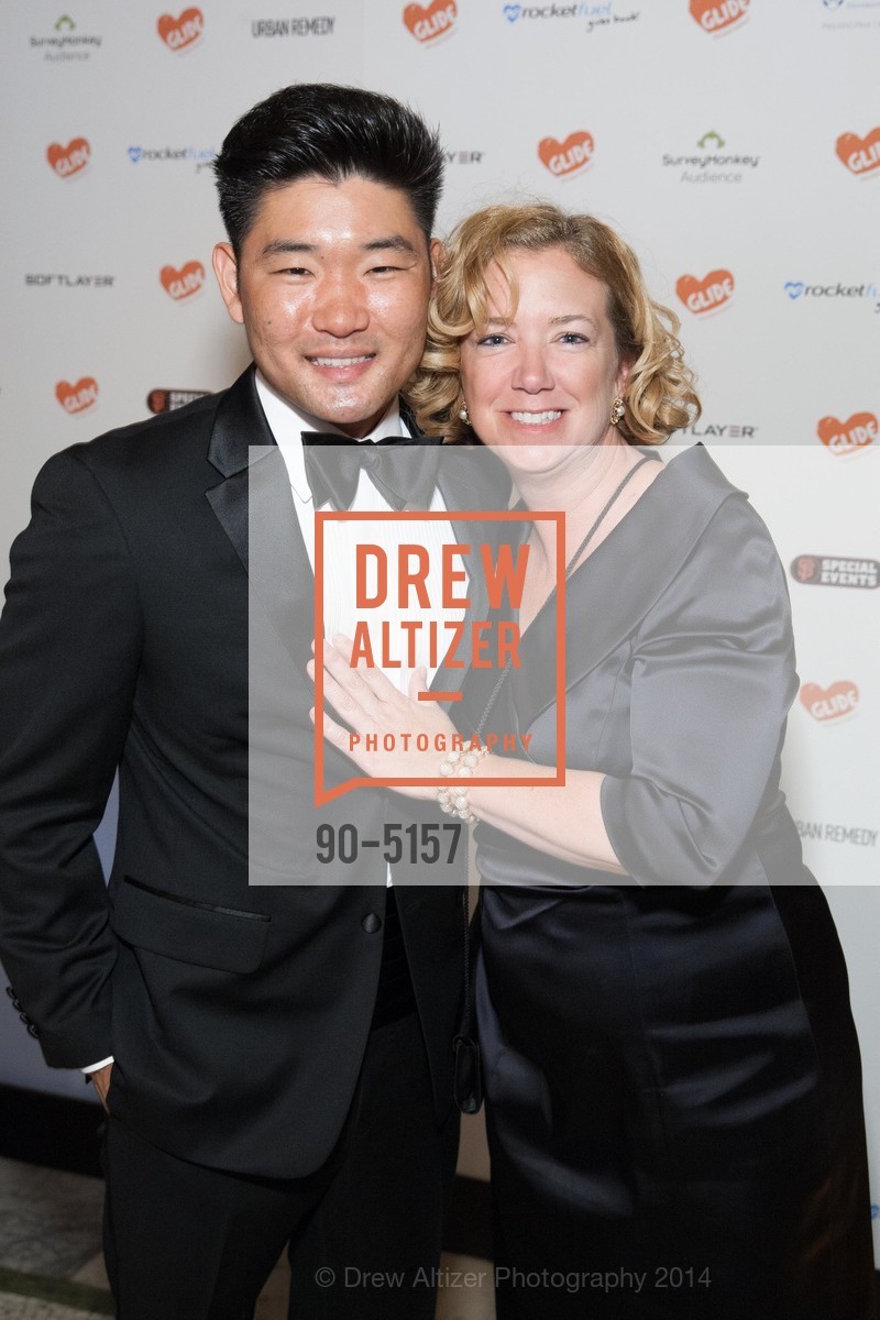 Mike Kim, Beth Savage, Photo #90-5157
