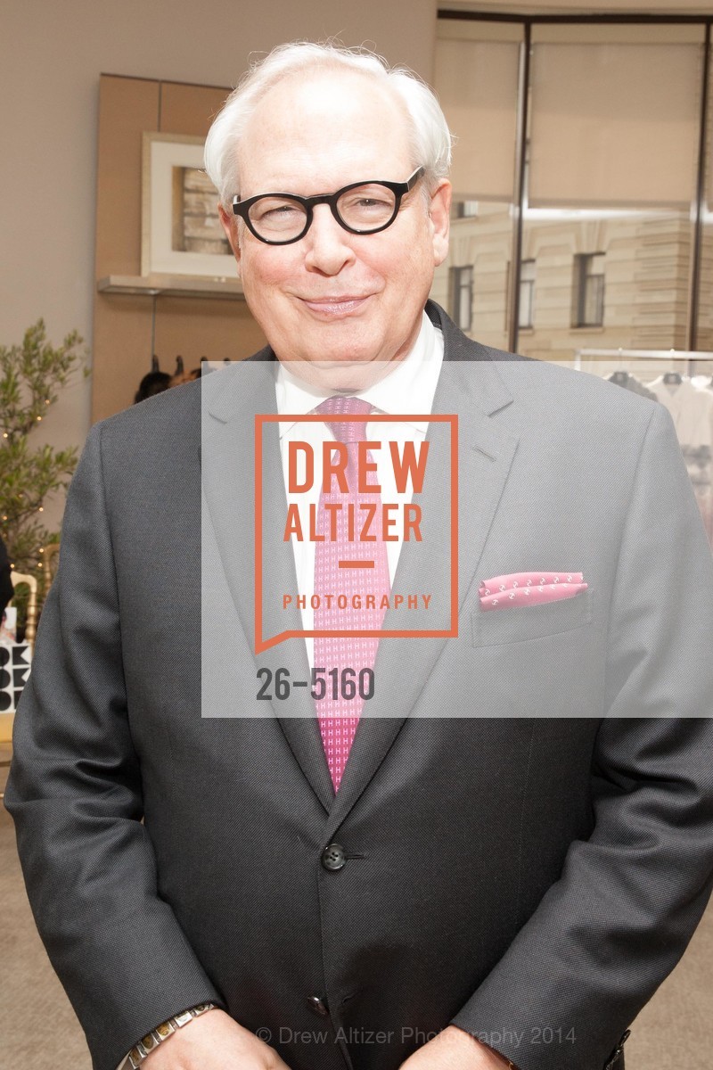 John Weiler, SAKS 5TH AVENUE Fur Salon Presents Giuliana Teso Fur Collection, US, October 24th, 2014, Photo #26-5160 John Weiler, Photo #26-5160