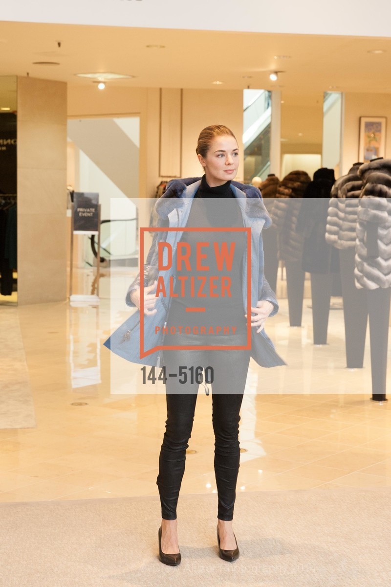 Fashion Show, SAKS 5TH AVENUE Fur Salon Presents Giuliana Teso Fur Collection, US, October 24th, 2014, Photo #144-5160 Fashion Show, Photo #144-5160