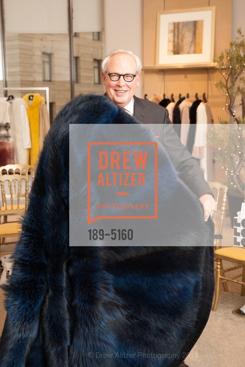 John Weiler, SAKS 5TH AVENUE Fur Salon Presents Giuliana Teso Fur Collection, US, October 24th, 2014, Photo #189-5160 John Weiler, Photo #189-5160