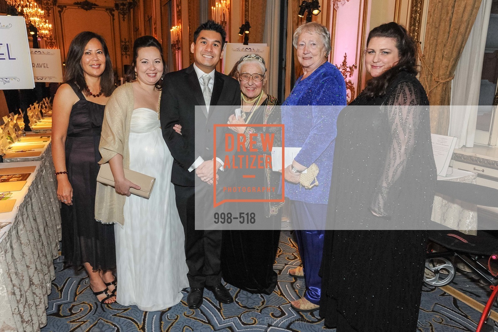 Naomi Koga-Smith, Melody Chou, Winston Chou, Eloise Bouye, Mary Lou Mick, Patrice Houston, Photo #998-518