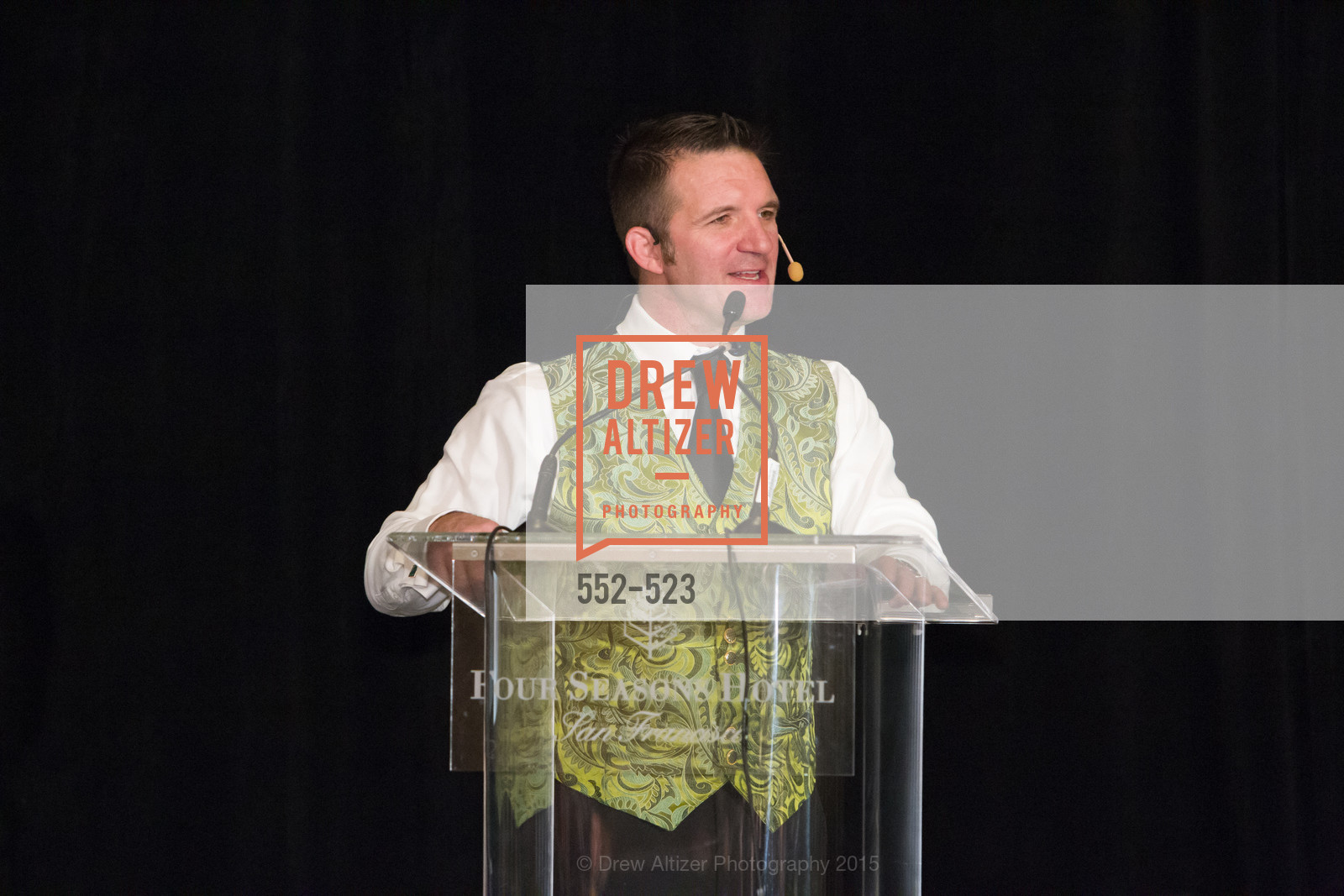 Auction, San Francisco Education Fund's 33rd Annual Back to School Gala, Four Seasons Hotel. 757 Market Street, November 12th, 2015,Drew Altizer, Drew Altizer Photography, full-service agency, private events, San Francisco photographer, photographer california