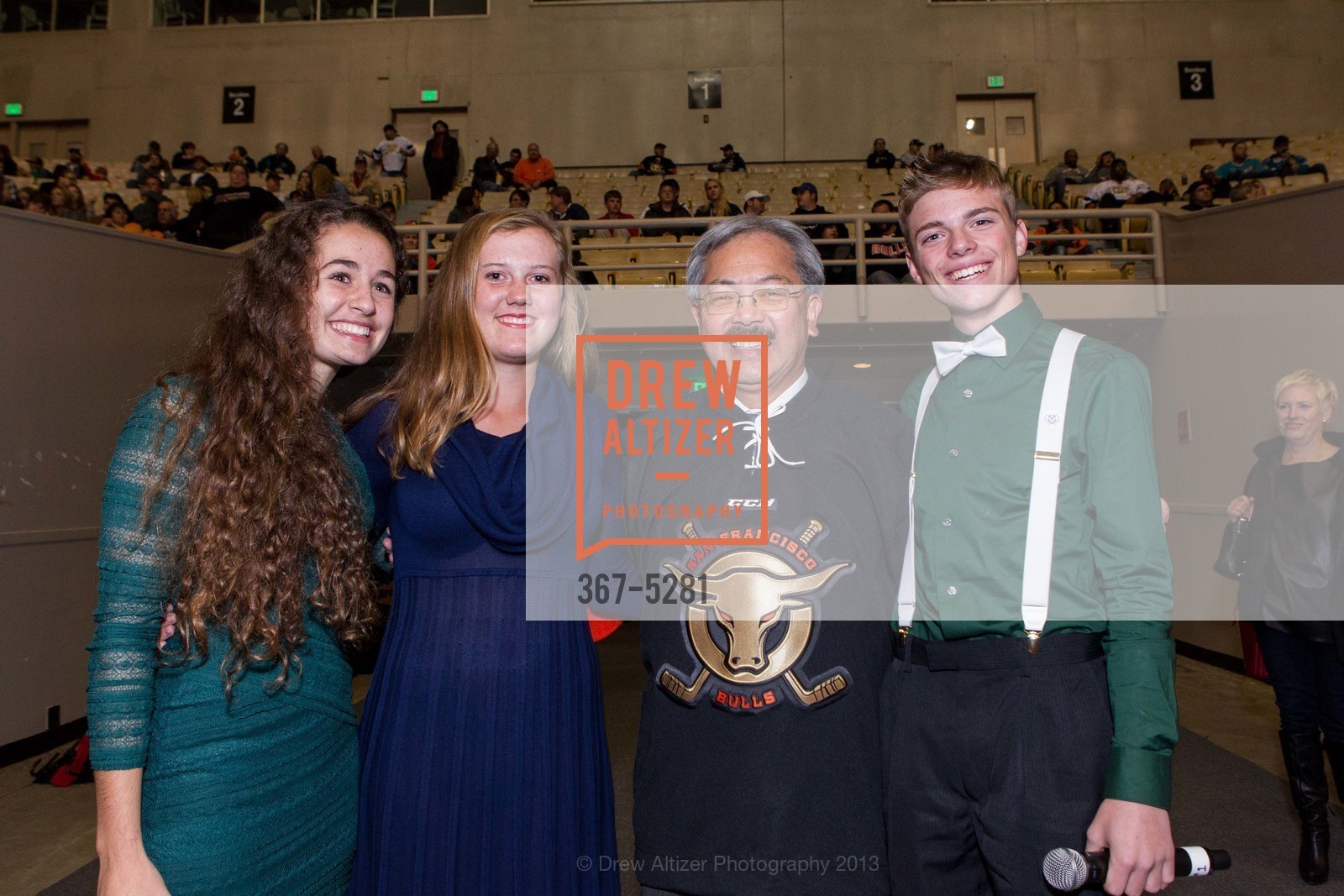 131108-SFBullsOpen-reuploaded, US, November 9th, 2013, Photo #367-5281 Photo #367-5281
