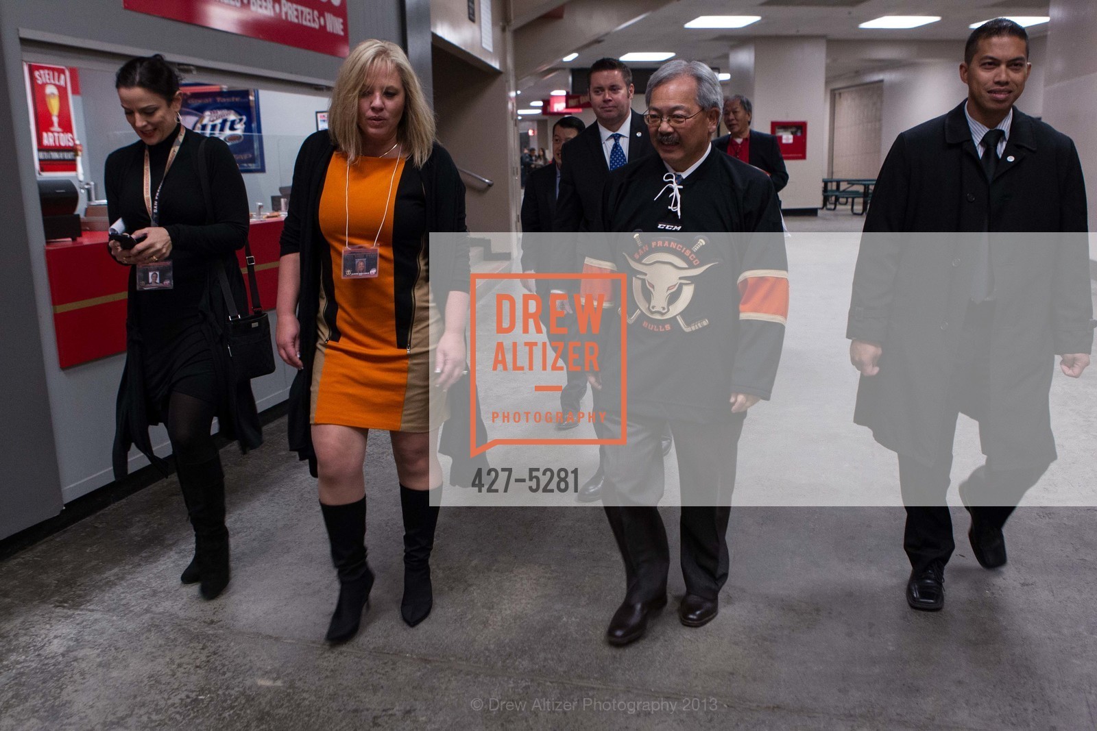 131108-SFBullsOpen-reuploaded, US, November 9th, 2013, Photo #427-5281 Photo #427-5281
