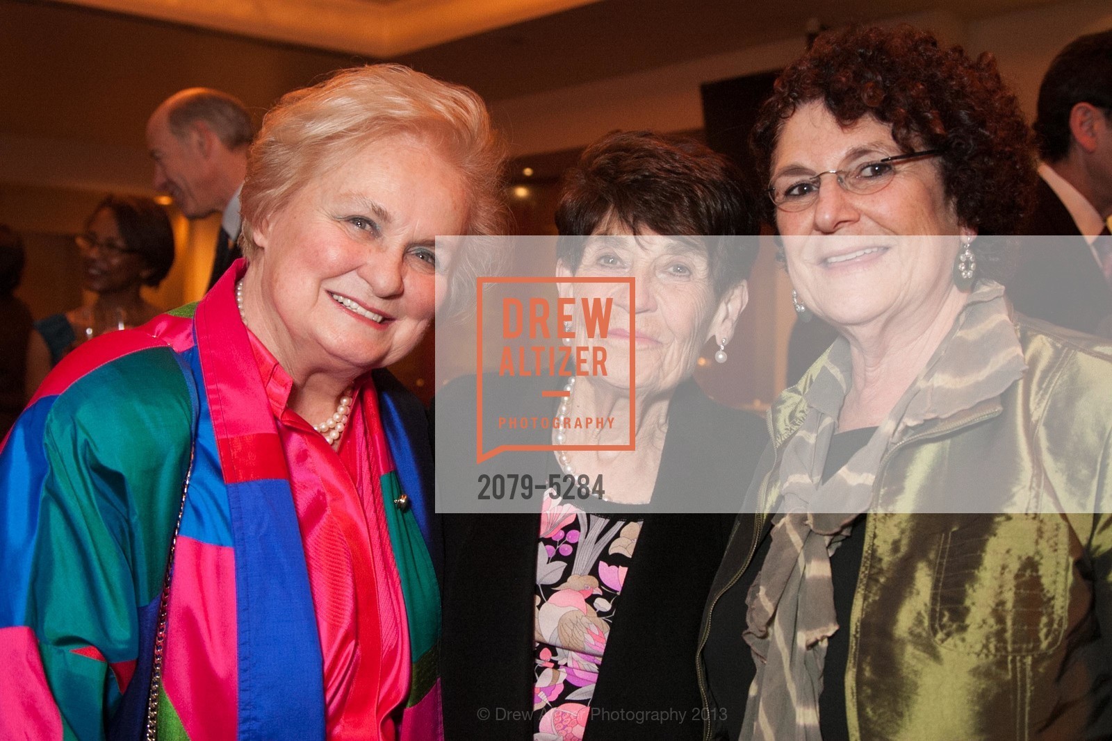 Joanne Franklin Knox, Frannie Fleishhacker, Helen Rigby, A.C.T. Producer Circle Dinner 2013, US, February 13th, 2013, Photo #2079-5284 Joanne Franklin Knox, Frannie Fleishhacker, Helen Rigby, Photo #2079-5284