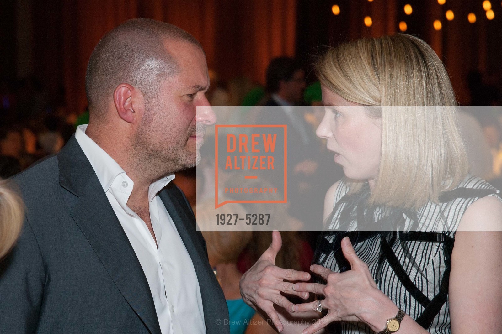 Jony Ive, Marissa Mayer, TIPPING POINT Benefit 2013, US, May 2nd, 2013, Photo #1927-5287 Jony Ive, Marissa Mayer, Photo #1927-5287