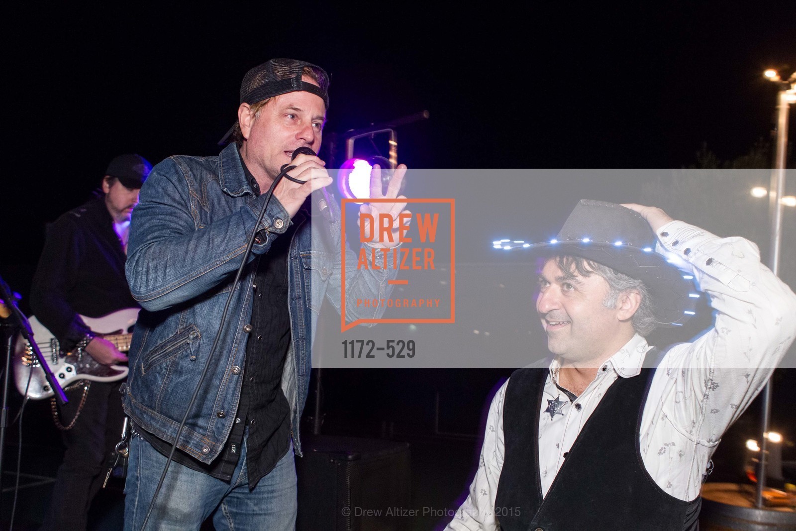 Performance, Hooman's Birthday Celebration At Bay Club Ross Valley, Bay Club. 235 Bon Air Rd, November 14th, 2015,Drew Altizer, Drew Altizer Photography, full-service agency, private events, San Francisco photographer, photographer california