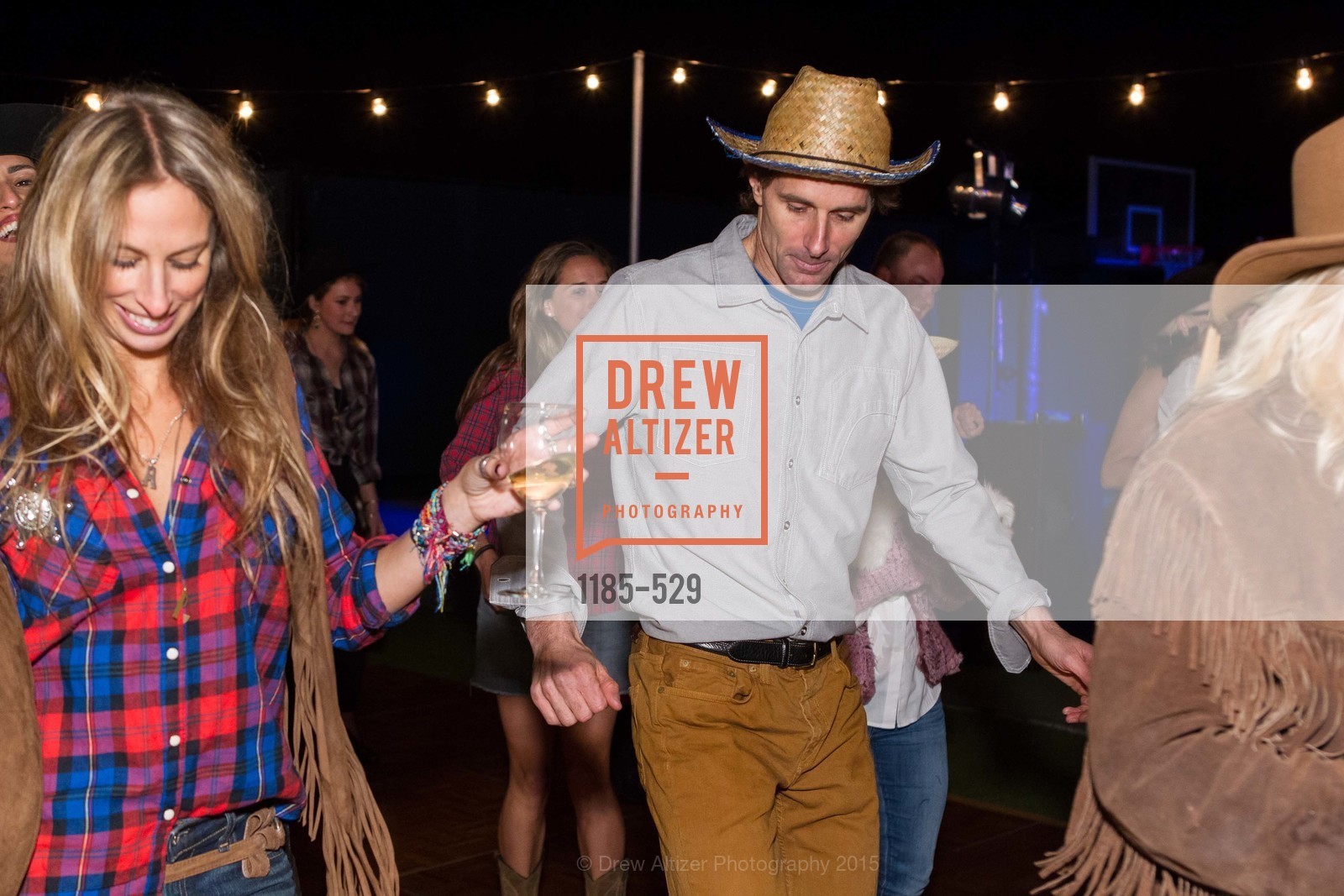 Performance, Hooman's Birthday Celebration At Bay Club Ross Valley, Bay Club. 235 Bon Air Rd, November 14th, 2015,Drew Altizer, Drew Altizer Photography, full-service agency, private events, San Francisco photographer, photographer california
