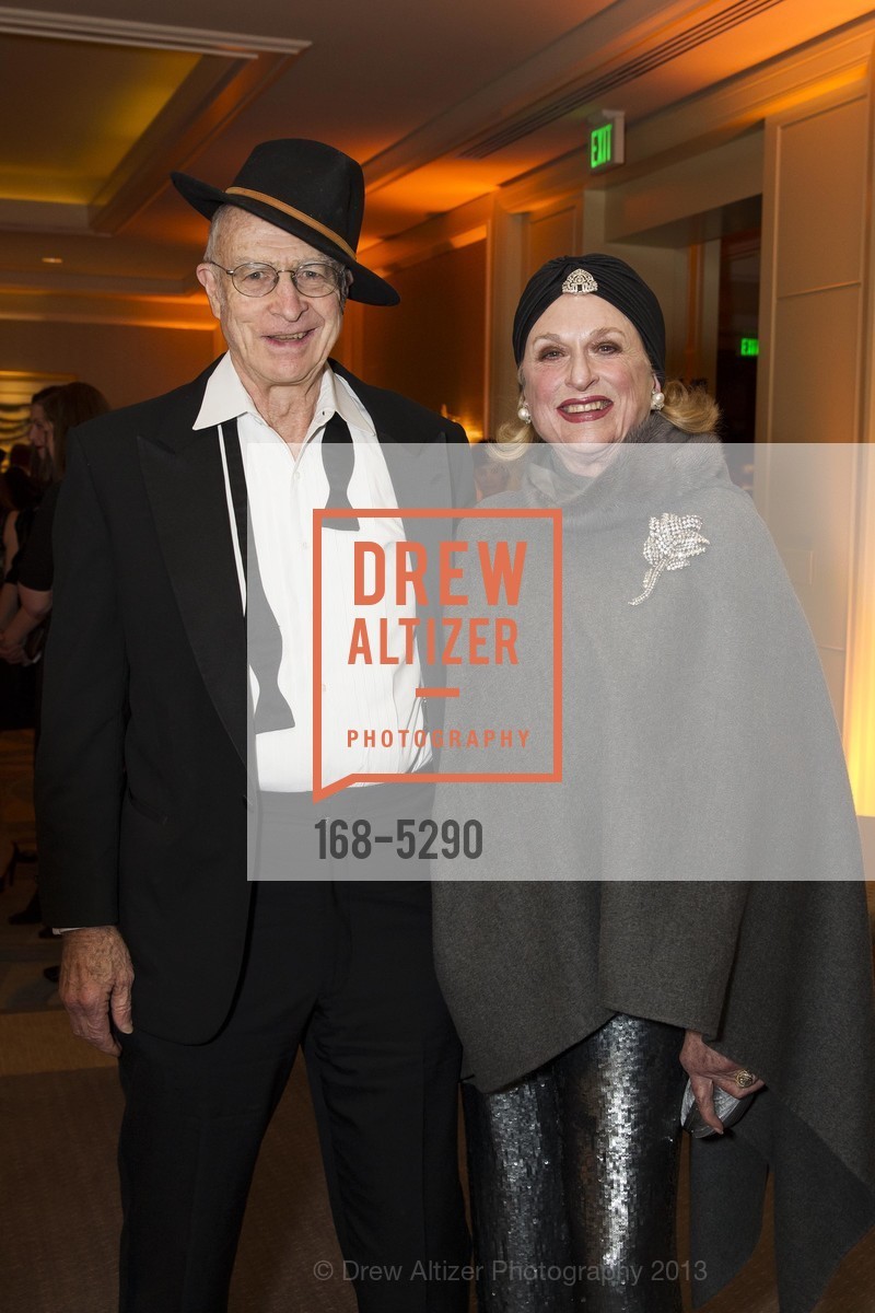 Warren Debenham, Sally Debenham, Photo #168-5290