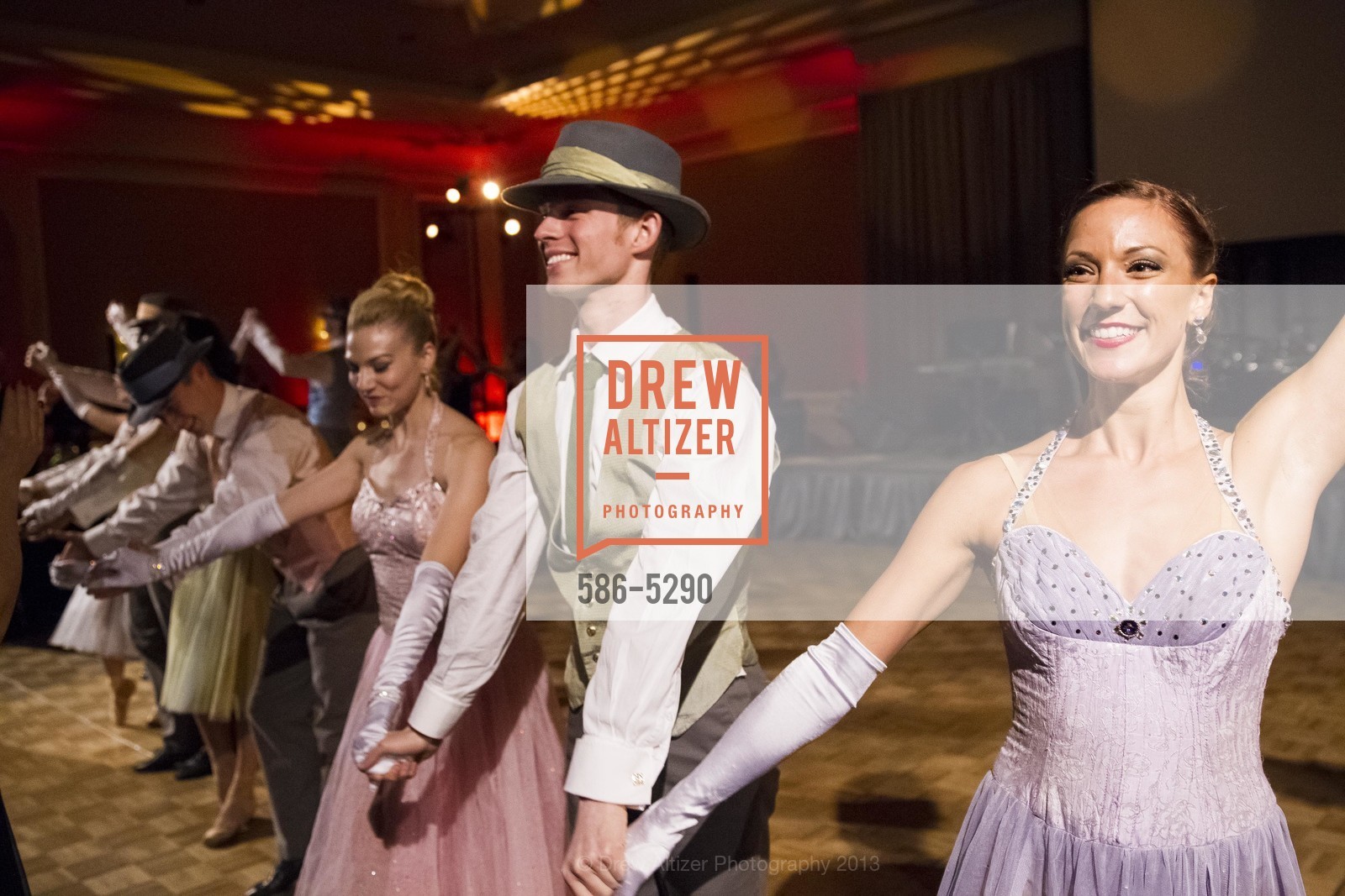 Performance, SMUIN GALA: Fly Me to the Moon 2013, US, January 26th, 2013, Photo #586-5290 Performance, Photo #586-5290