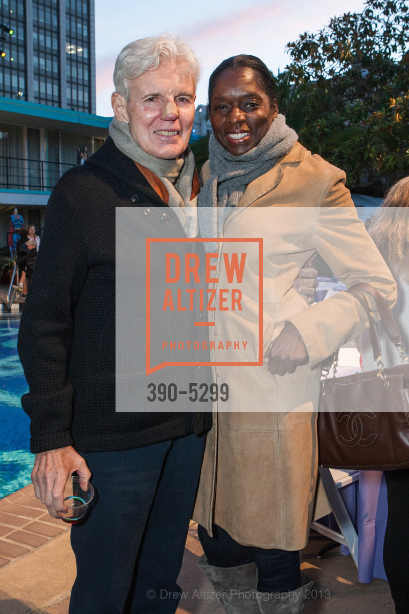 William Smith, Kelly E. Carter, 21st Annual TNDC Celebrity Pool Toss, US, October 8th, 2013, Photo #390-5299 William Smith, Kelly E. Carter, Photo #390-5299