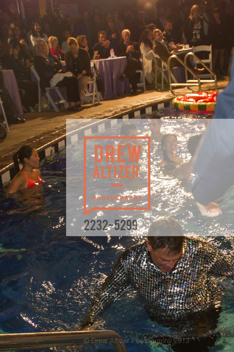 Will Thacher, 21st Annual TNDC Celebrity Pool Toss, US, October 8th, 2013, Photo #2232-5299 Will Thacher, Photo #2232-5299