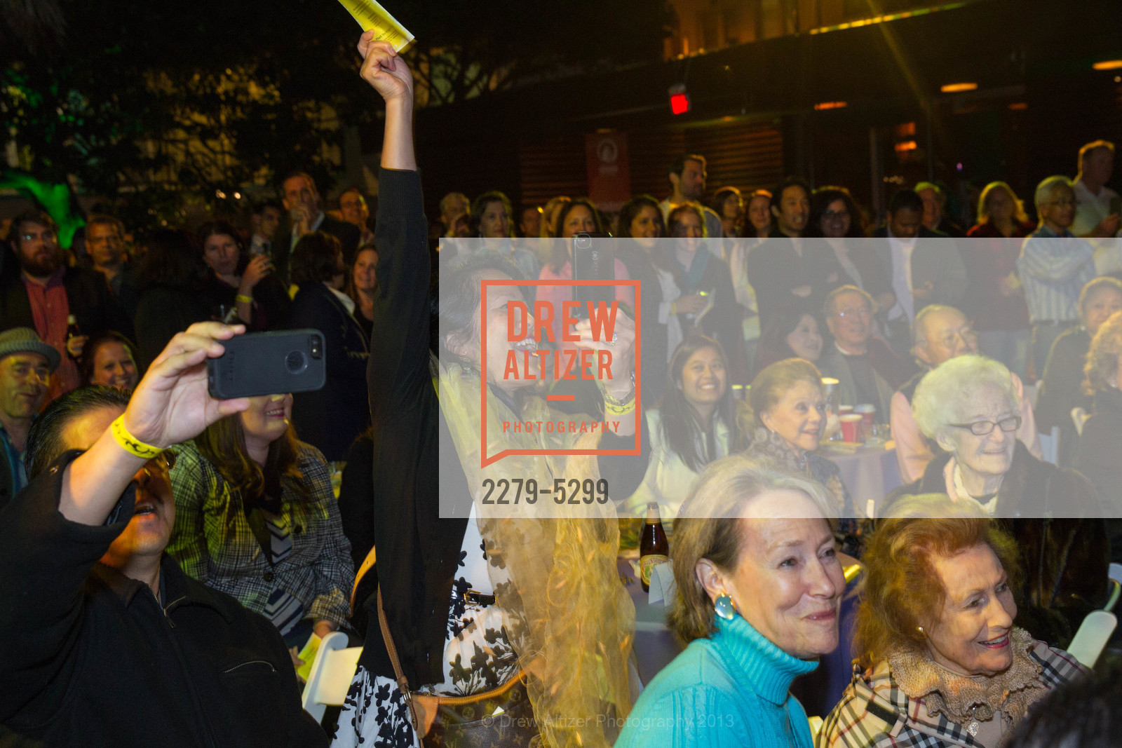 Patty Lum, 21st Annual TNDC Celebrity Pool Toss, US, October 8th, 2013, Photo #2279-5299 Patty Lum, Photo #2279-5299