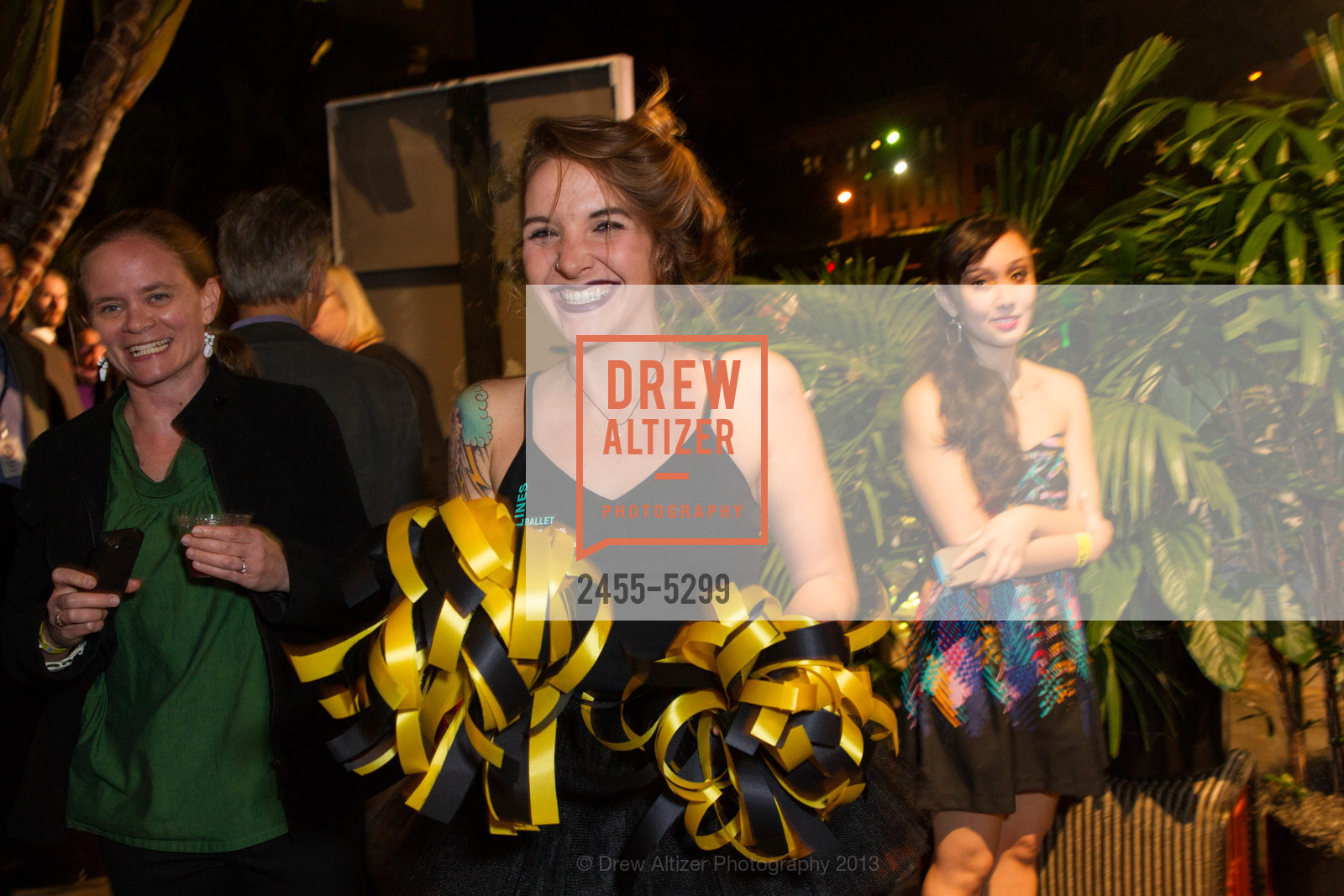 Kirsten Gama, 21st Annual TNDC Celebrity Pool Toss, US, October 8th, 2013, Photo #2455-5299 Kirsten Gama, Photo #2455-5299