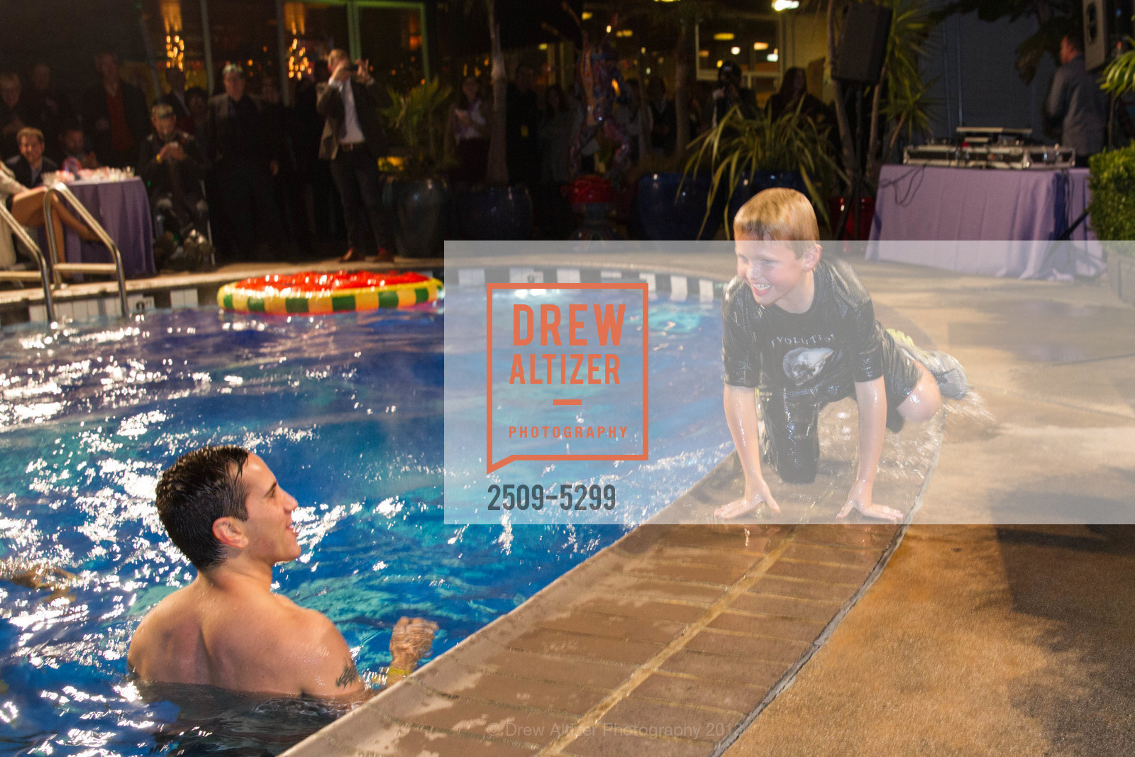 Lucas Losi, 21st Annual TNDC Celebrity Pool Toss, US, October 8th, 2013, Photo #2509-5299 Lucas Losi, Photo #2509-5299