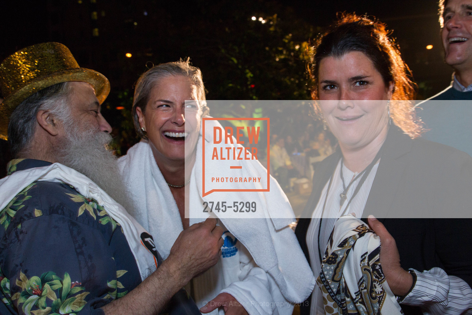 Tori Ritchie, Lori Hunter, Photo #2745-5299