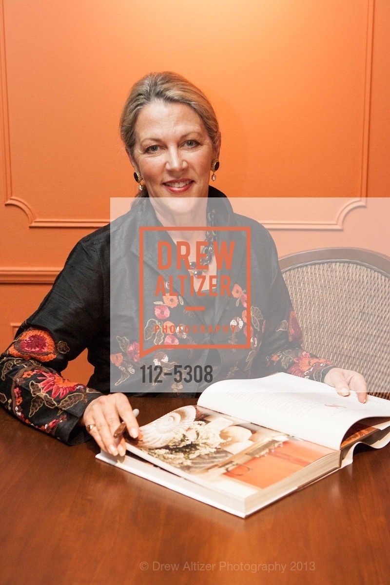 Suzanne Tucker, SUZANNE TUCKER INTERIORS: The Romance of Design Book Signing, US, November 19th, 2013, Photo #112-5308 Suzanne Tucker, Photo #112-5308