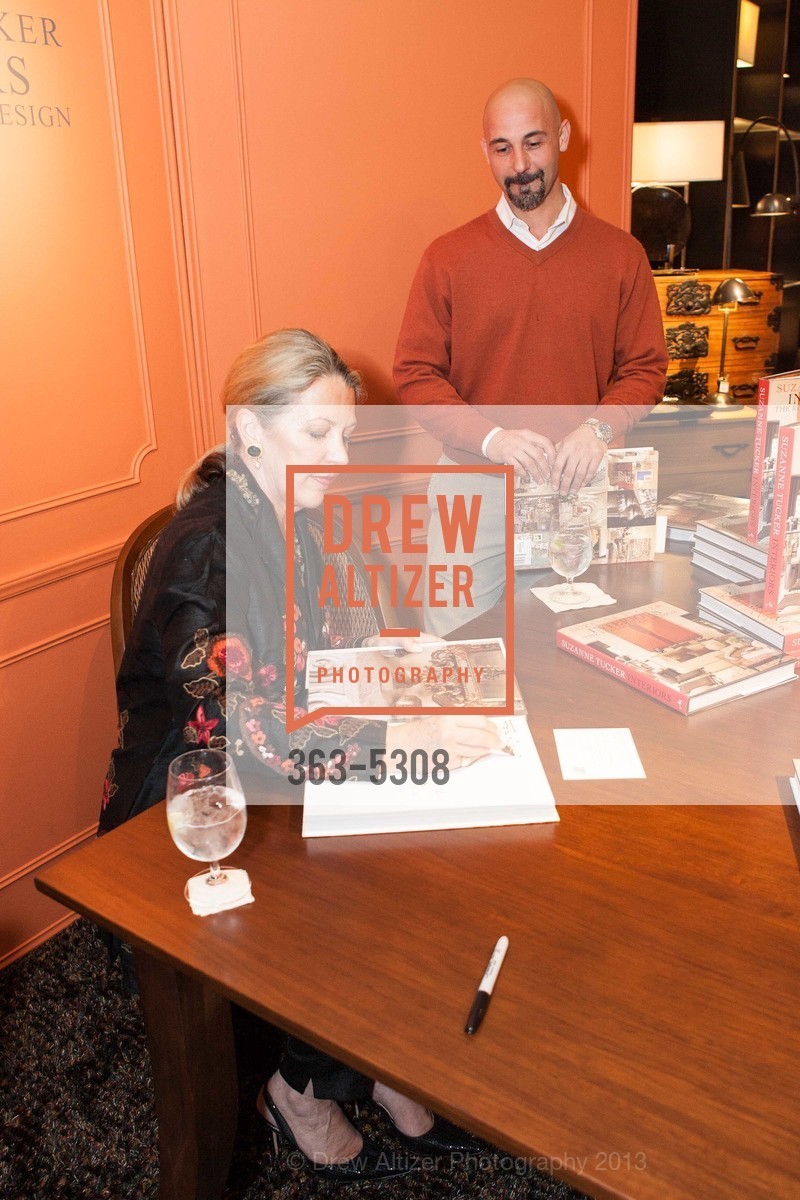 Suzanne Tucker, SUZANNE TUCKER INTERIORS: The Romance of Design Book Signing, US, November 19th, 2013, Photo #363-5308 Suzanne Tucker, Photo #363-5308