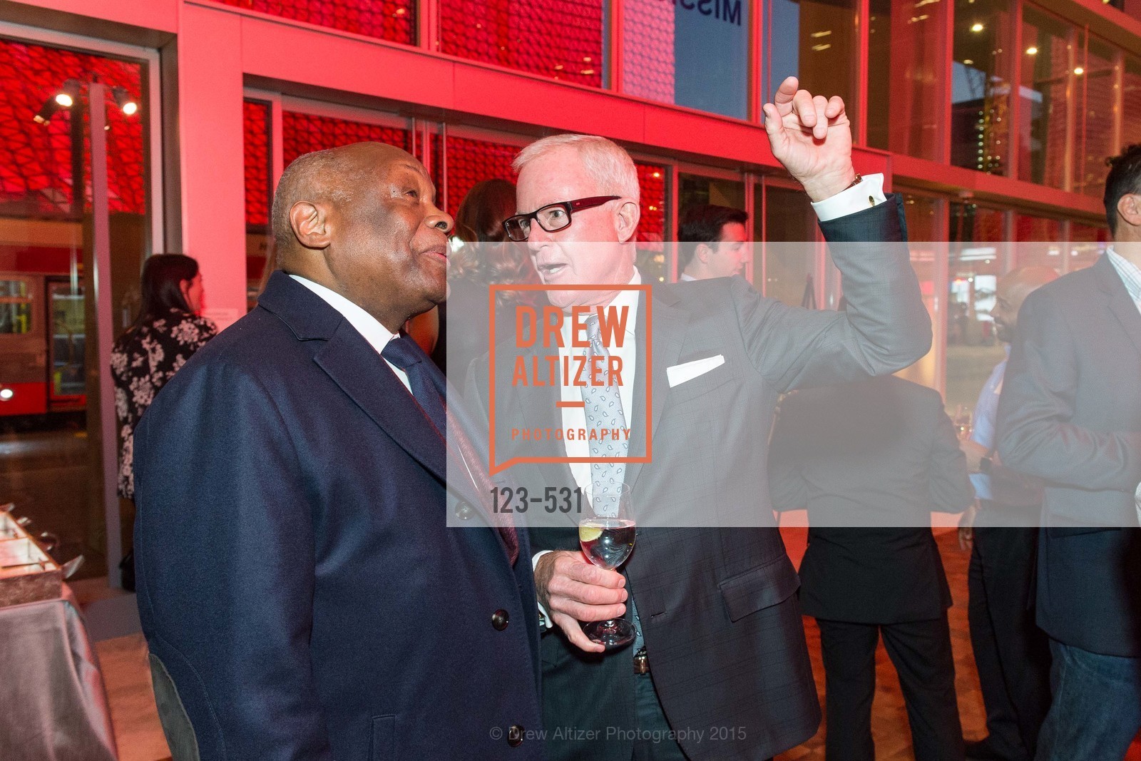 Willie Brown, John Kilroy, Kilroy Unveiling Presents Virtual Depictions: San Francisco by Refik Anadol, 350 Mission Street. 350 Mission Street, November 16th, 2015,Drew Altizer, Drew Altizer Photography, full-service agency, private events, San Francisco photographer, photographer california