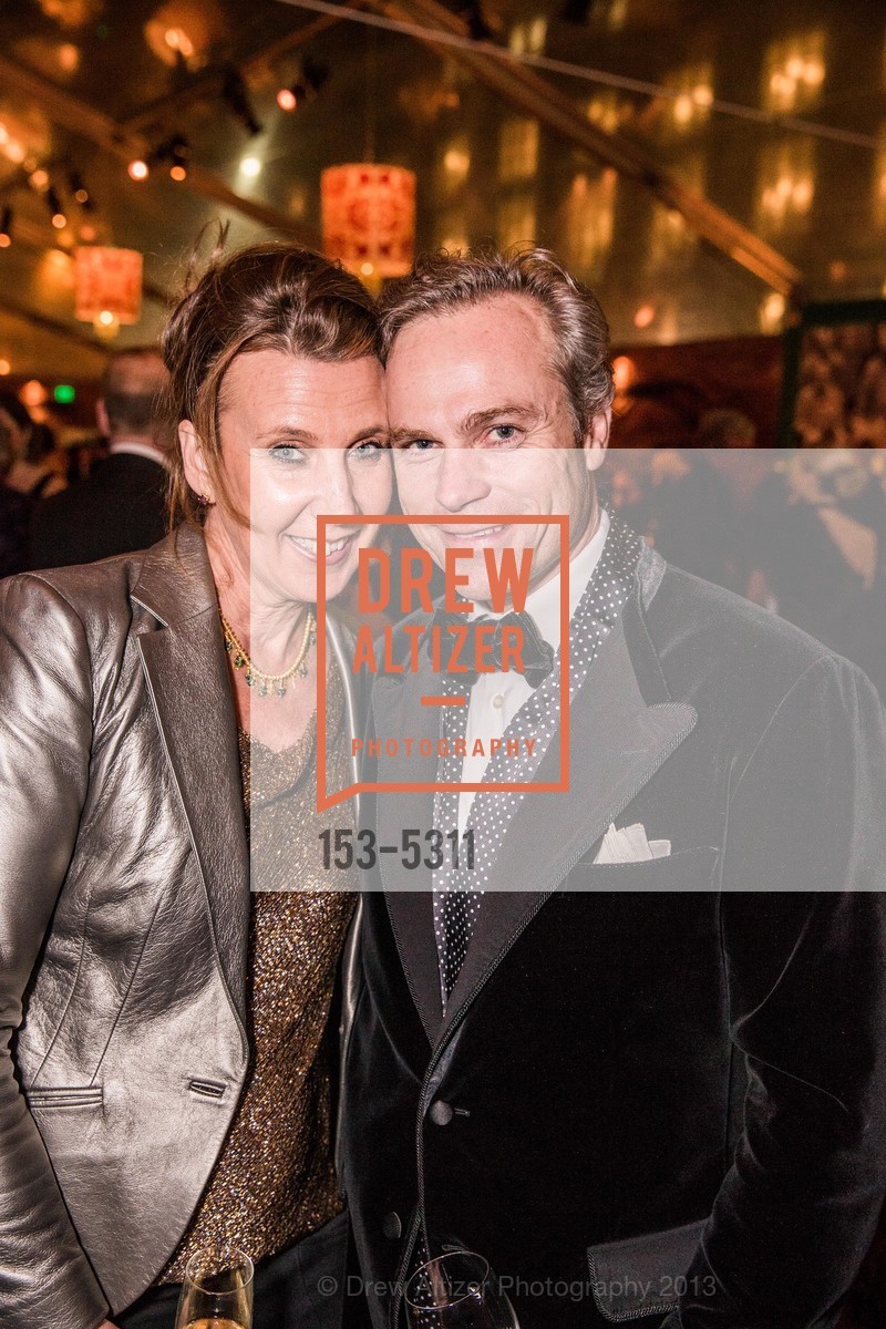 Gina Boisset, Jean-Charles Boisset, Opening Night Gala for the TERRACOTTA EXHIBITION, US, February 19th, 2013, Photo #153-5311 Gina Boisset, Jean-Charles Boisset, Photo #153-5311