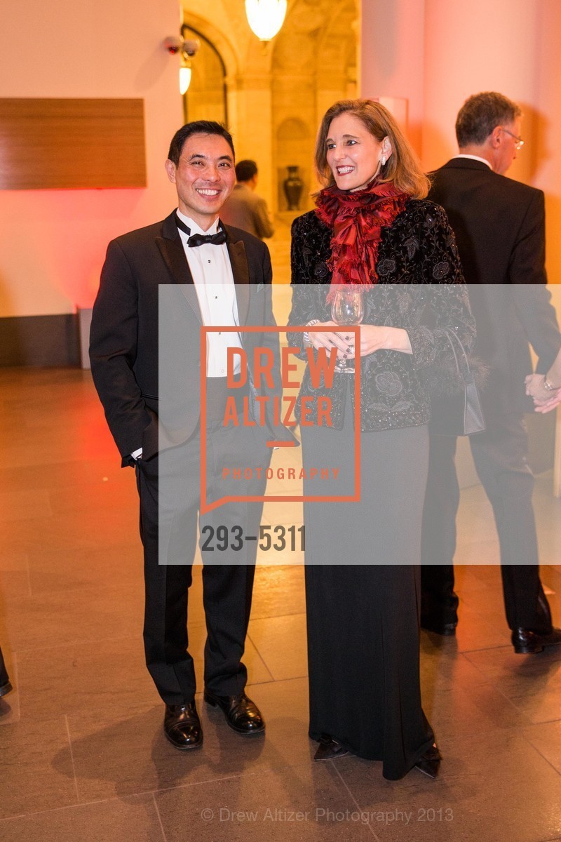 Harold Yeo, Jennifer Biederbeck, Opening Night Gala for the TERRACOTTA EXHIBITION, US, February 19th, 2013, Photo #293-5311 Harold Yeo, Jennifer Biederbeck, Photo #293-5311