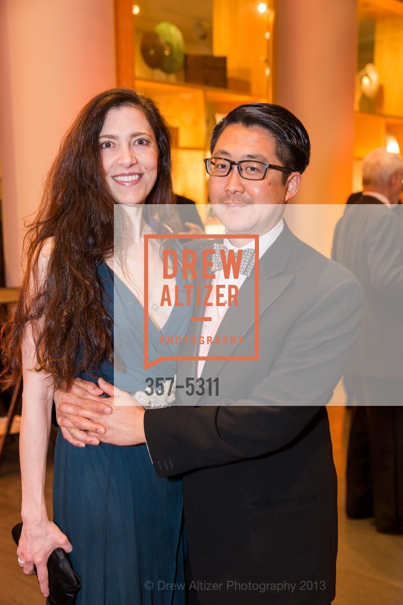 Letitia Kim, Michael Kim, Opening Night Gala for the TERRACOTTA EXHIBITION, US, February 19th, 2013, Photo #357-5311 Letitia Kim, Michael Kim, Photo #357-5311