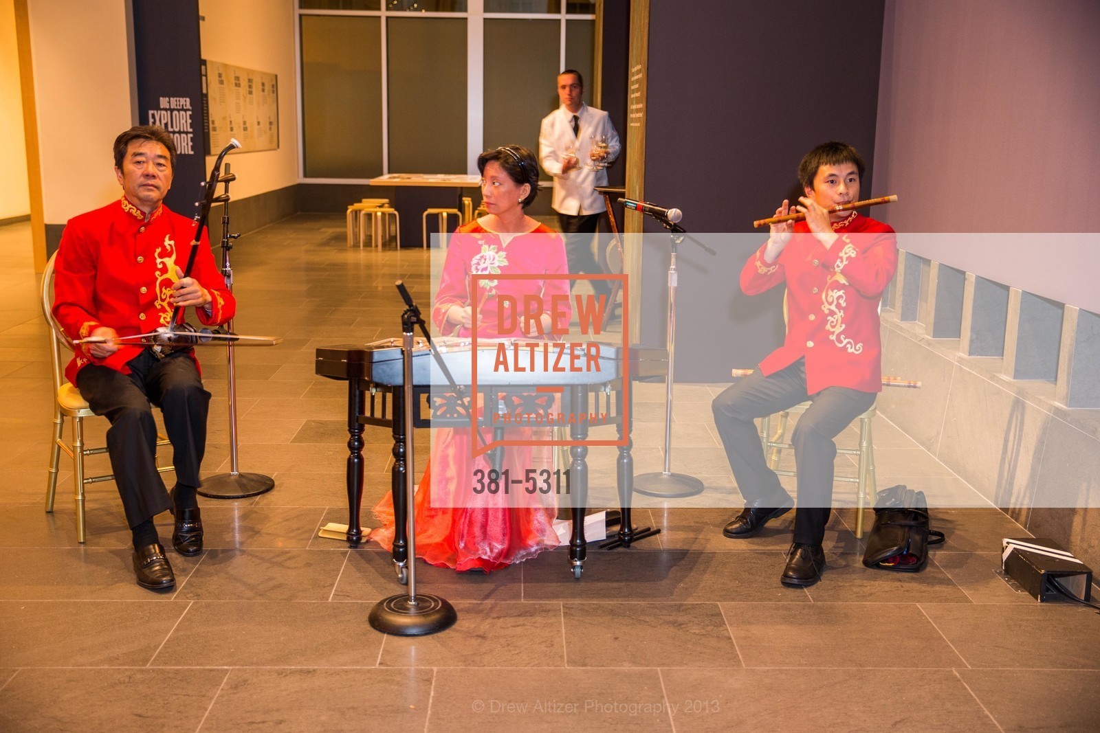 Performers, Opening Night Gala for the TERRACOTTA EXHIBITION, US, February 19th, 2013, Photo #381-5311 Performers, Photo #381-5311