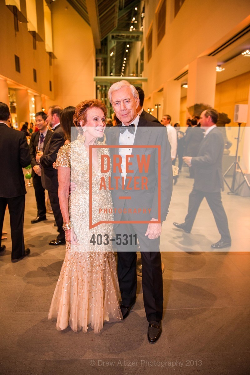 Phoebe Cowles, Robert Girard, Opening Night Gala for the TERRACOTTA EXHIBITION, US, February 19th, 2013, Photo #403-5311 Phoebe Cowles, Robert Girard, Photo #403-5311