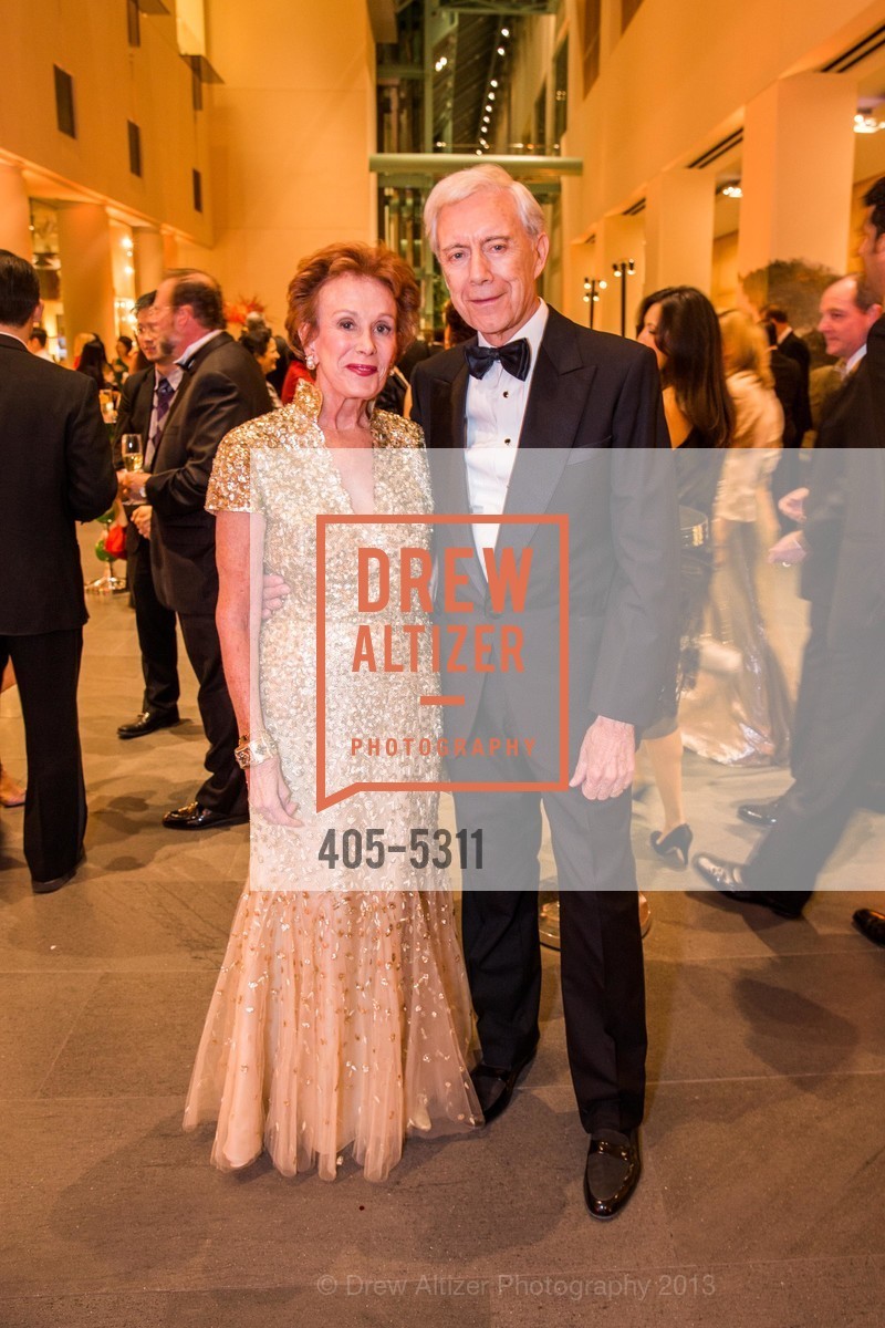 Phoebe Cowles, Robert Girard, Opening Night Gala for the TERRACOTTA EXHIBITION, US, February 19th, 2013, Photo #405-5311 Phoebe Cowles, Robert Girard, Photo #405-5311