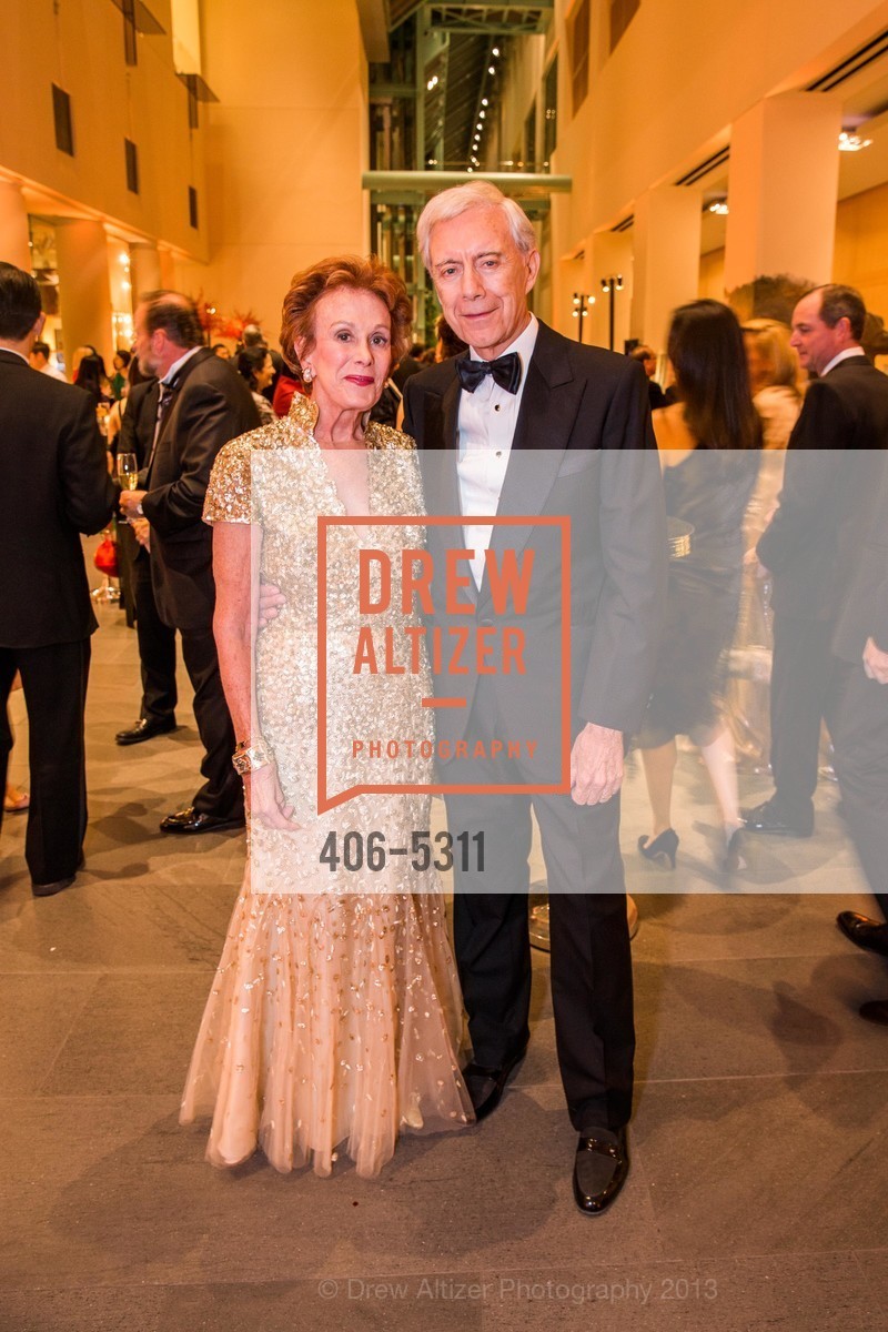 Phoebe Cowles, Robert Girard, Opening Night Gala for the TERRACOTTA EXHIBITION, US, February 19th, 2013, Photo #406-5311 Phoebe Cowles, Robert Girard, Photo #406-5311