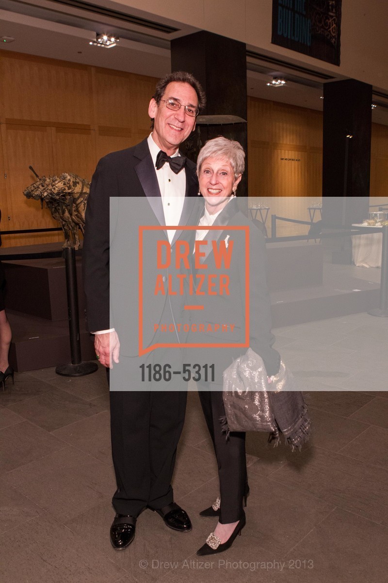 Fred Levin, Nancy Livingston, Opening Night Gala for the TERRACOTTA EXHIBITION, Multiple, November 17th, 2019, Photo #1186-5311 Fred Levin, Nancy Livingston, Photo #1186-5311